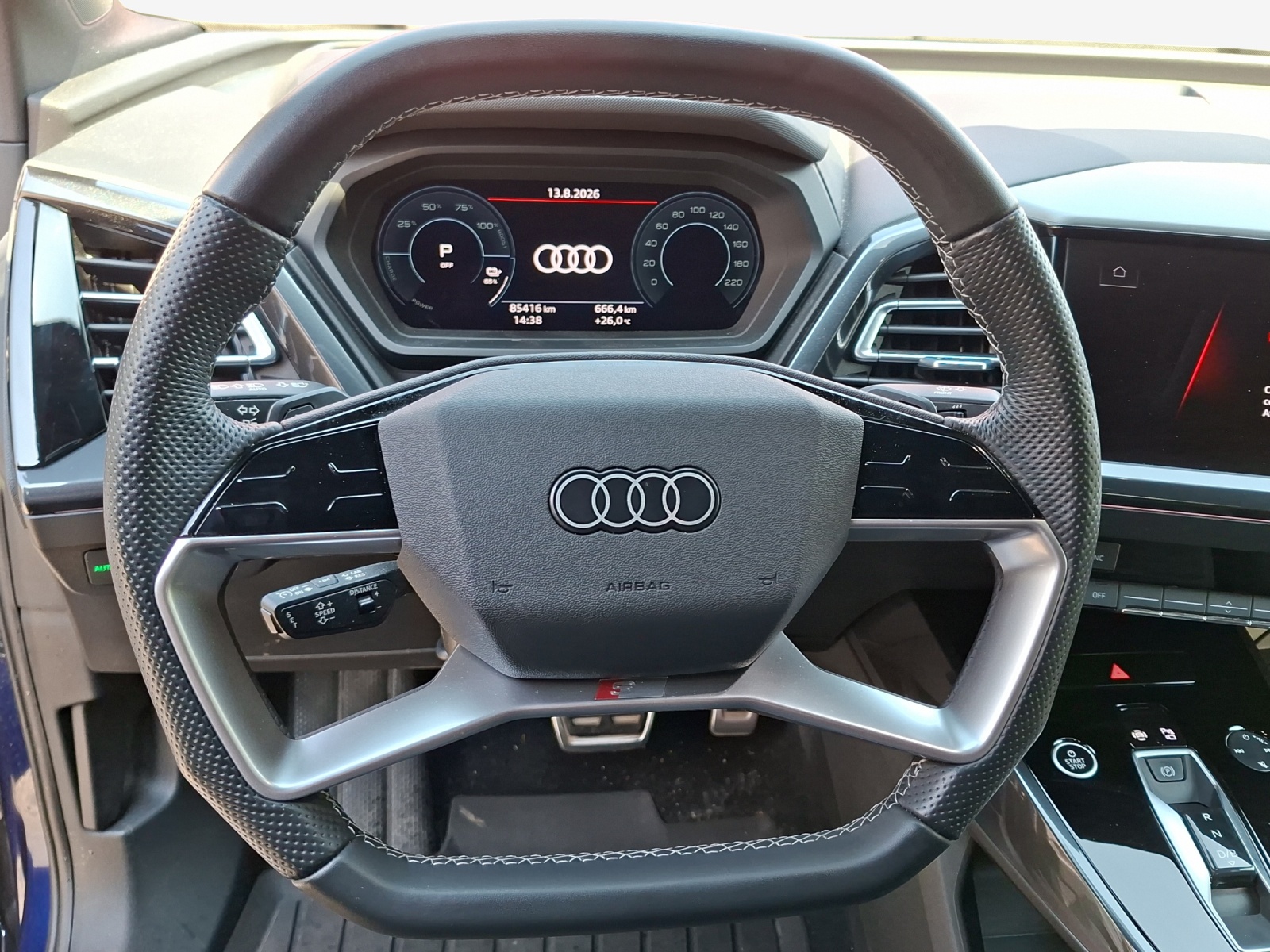 AUDI Q4 Sportback e-tron 50 quattro-image-9