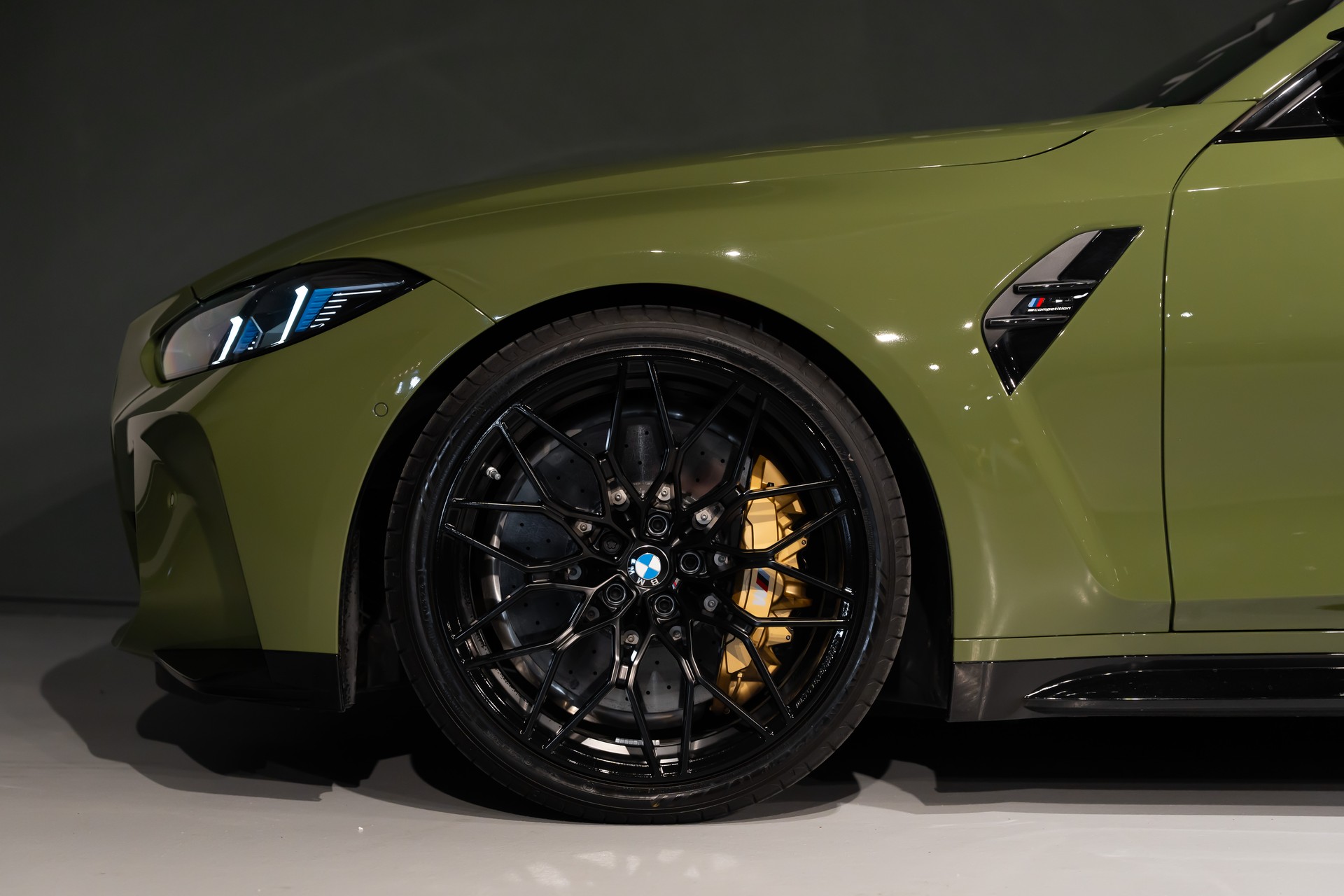 BMW M3 Touring xDrive Competition M-image-4