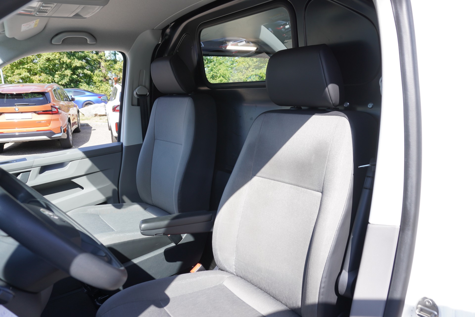 VW T6.1 2.0 TDI EINBAU-SCHRÄNKE!!!-image-18