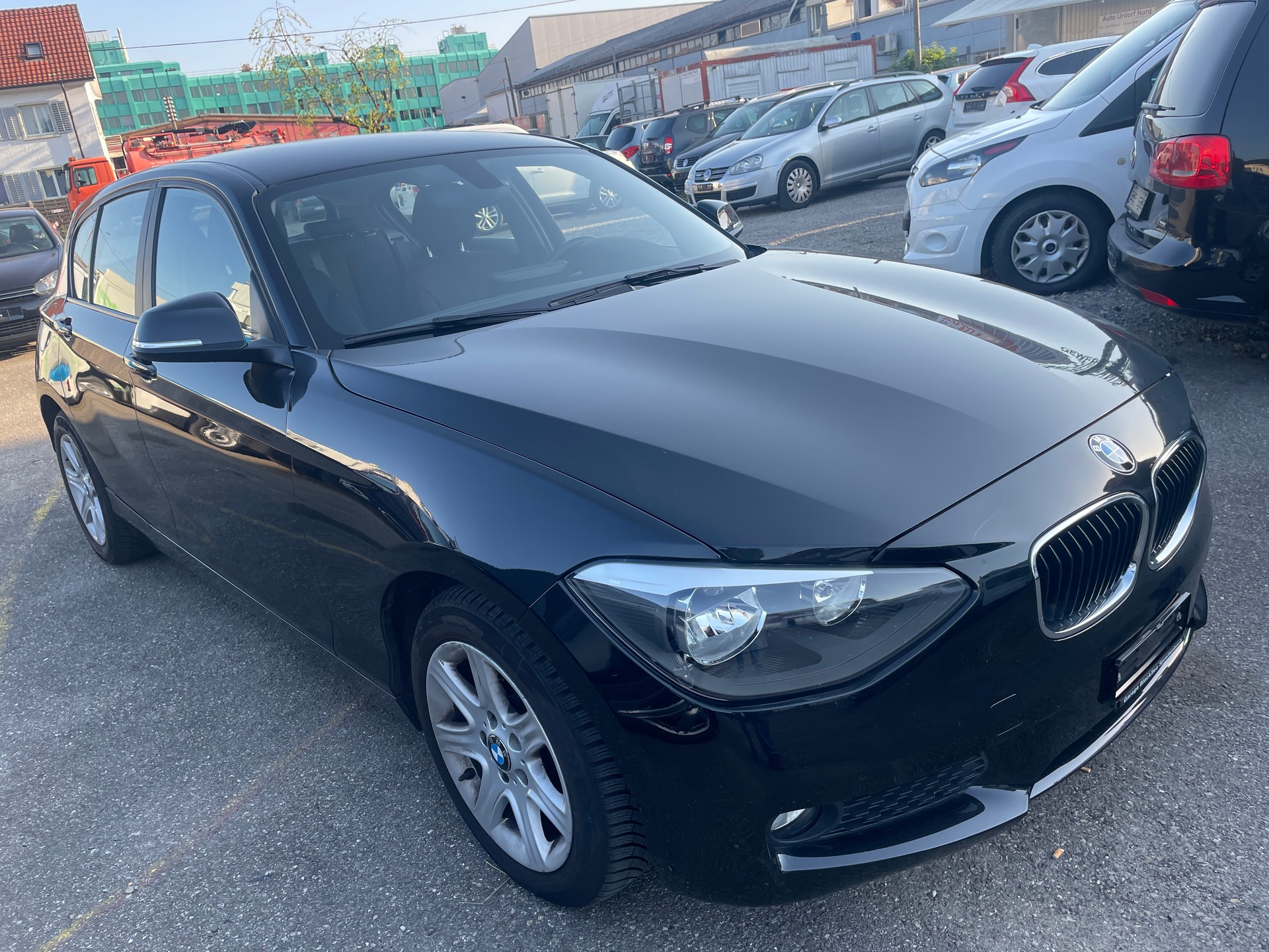 BMW 116i Sport Line Steptronic-image-1