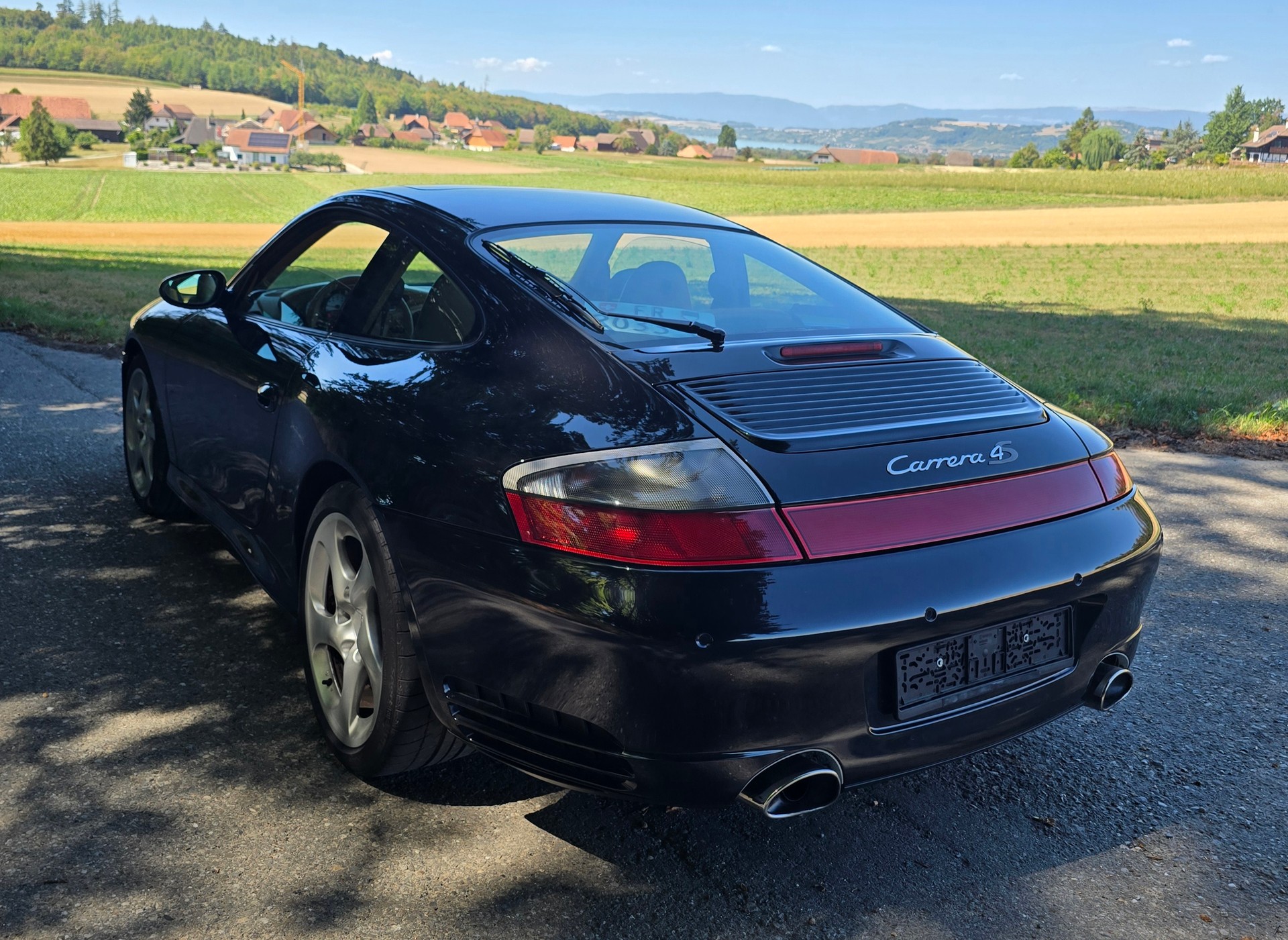 PORSCHE 911 Carrera 4 S-image-4