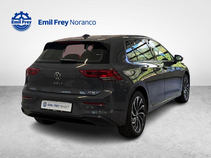 VW Golf VIII 1.5 eTSI Life DSG - Ruote invernali incluse-image-4