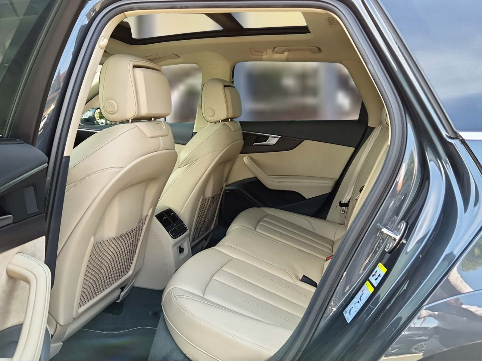 AUDI A4 allroad 3.0 TDI quattro S-tronic Manhattangrau Metallic-image-9