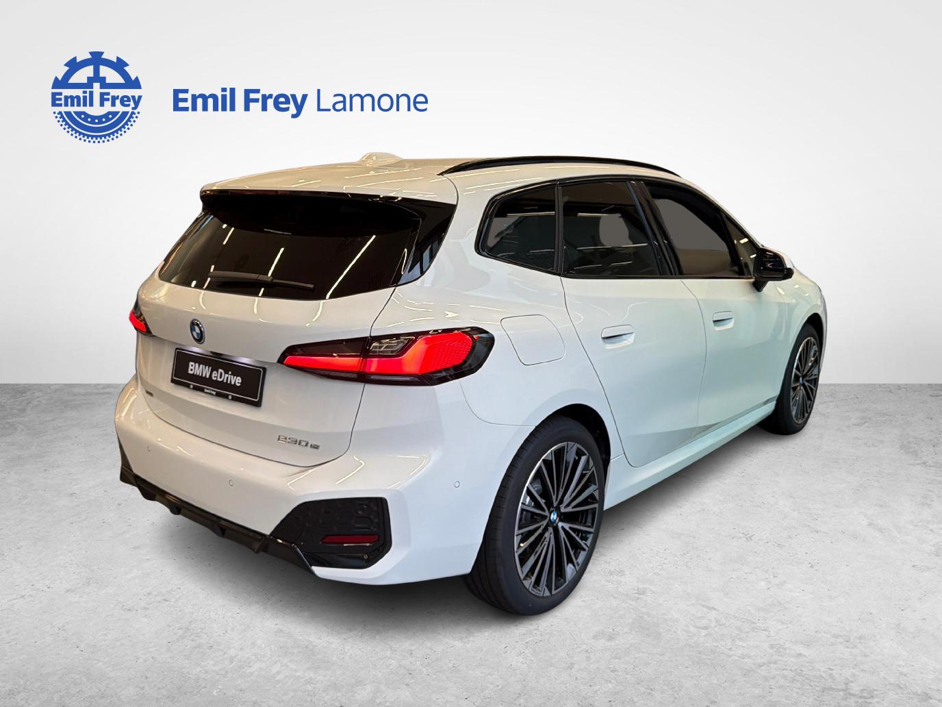 BMW 230e xDrive paddles Active Tourer-image-4