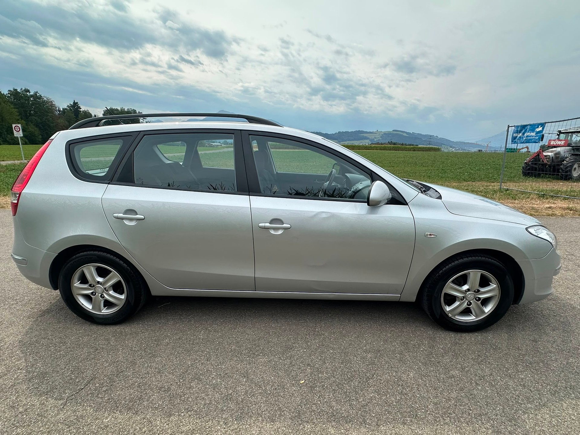 HYUNDAI i30 Wagon 1.6 Style-image-4