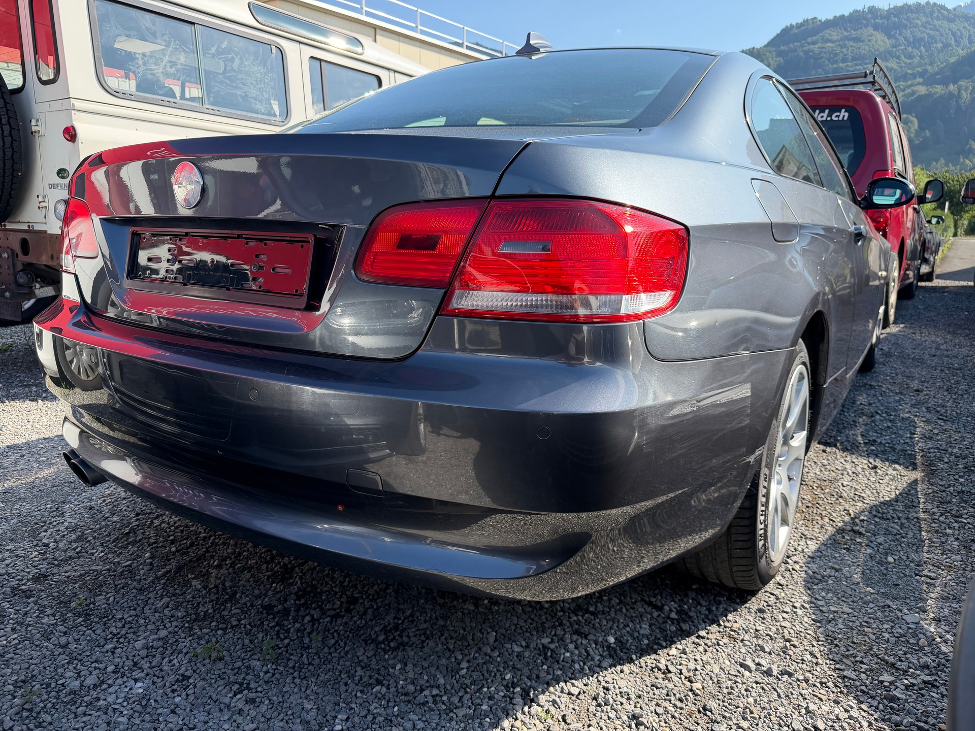 BMW 325xi Coupé-image-3