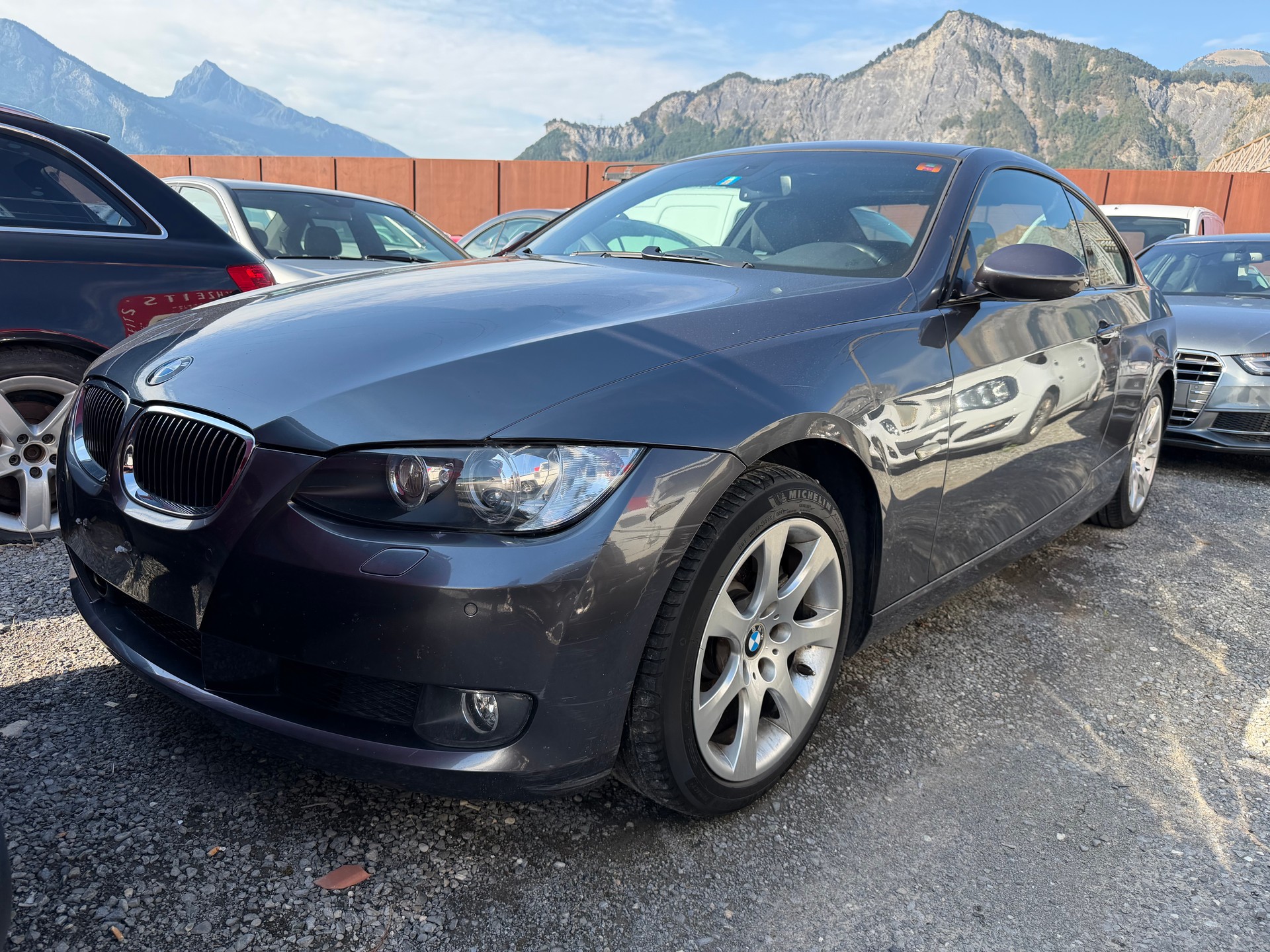 BMW 325xi Coupé-image-13