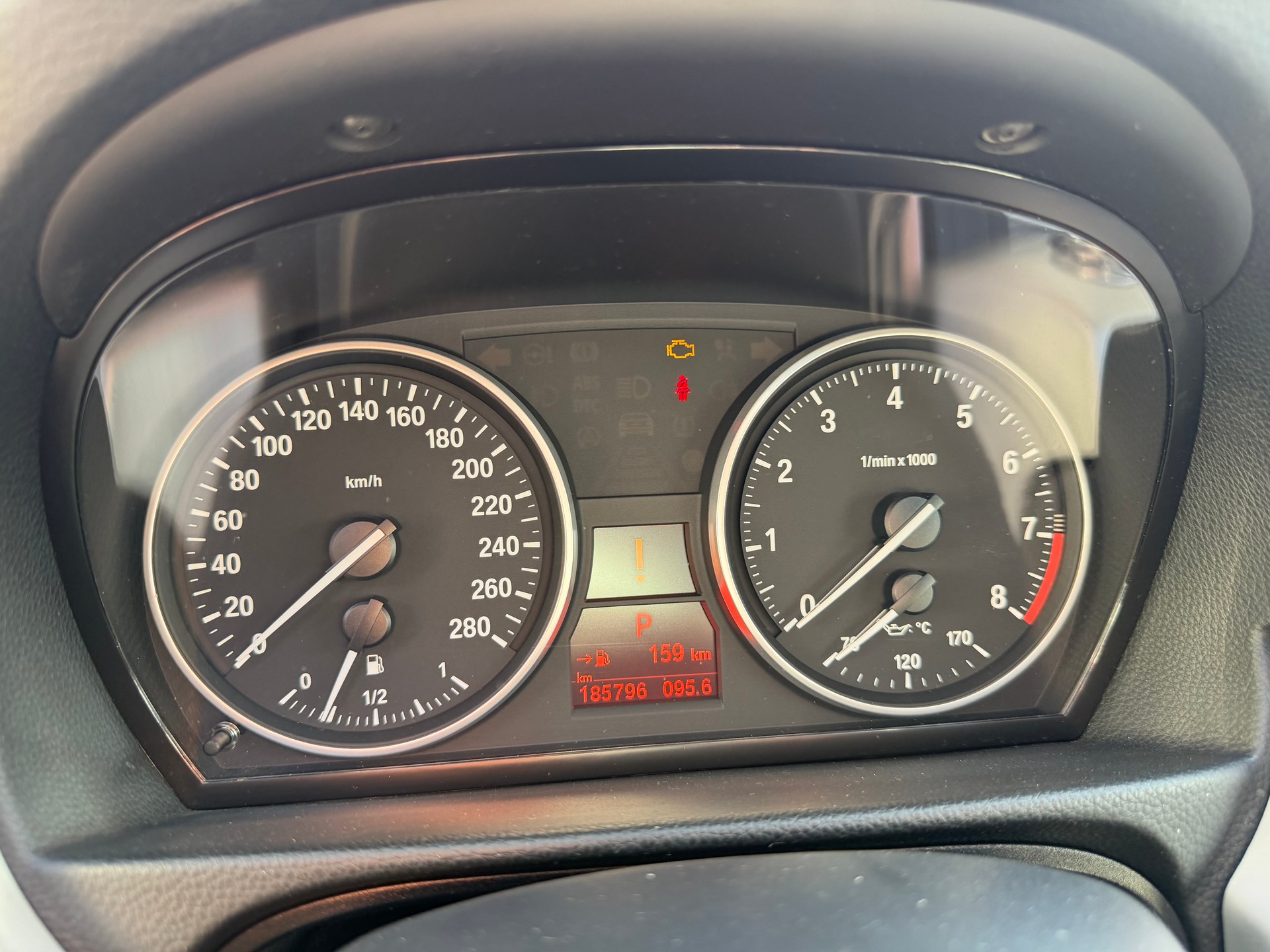 BMW 325xi Coupé-image-9