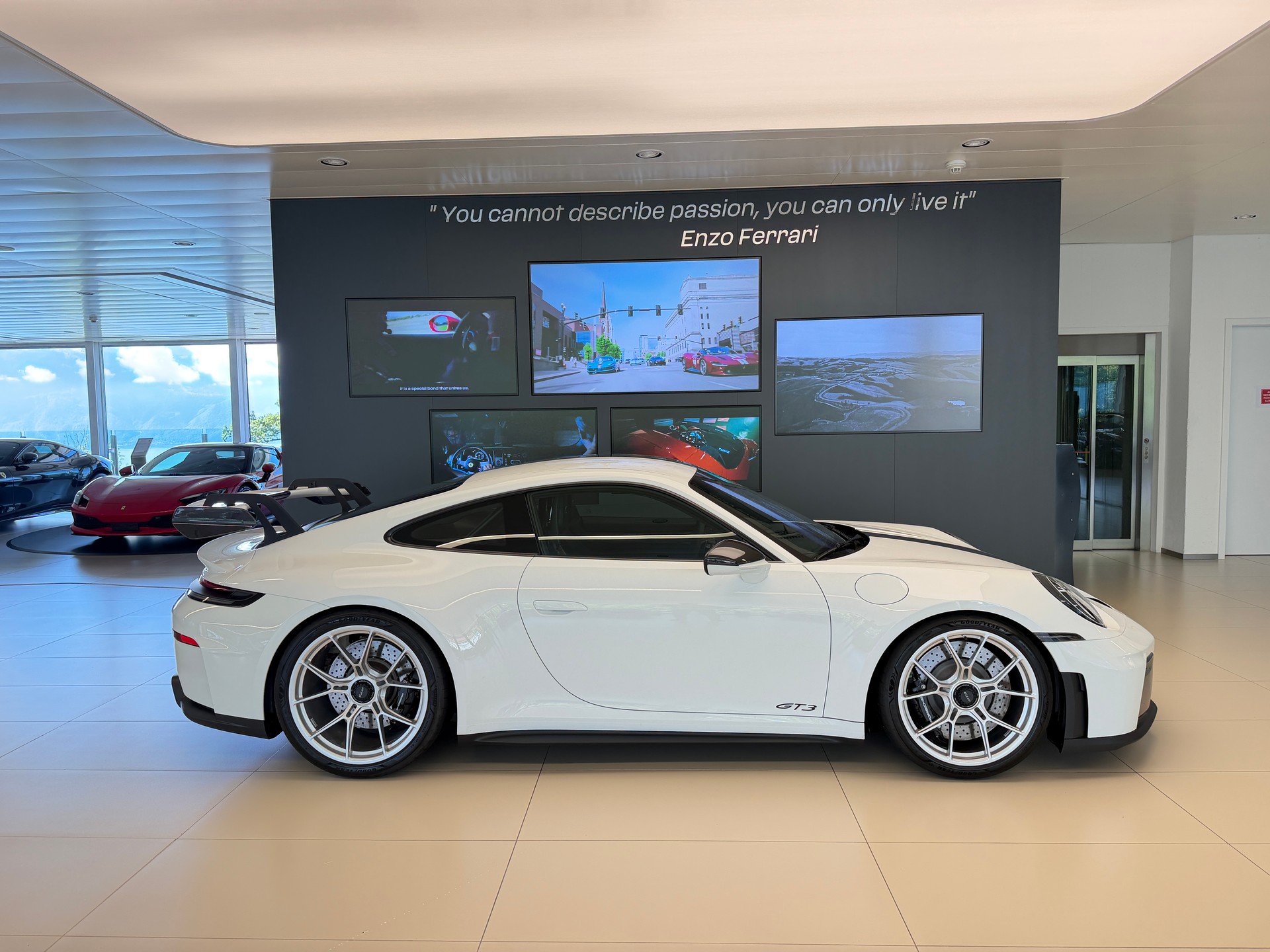 PORSCHE 911 Carrera GT3 PDK-image-3