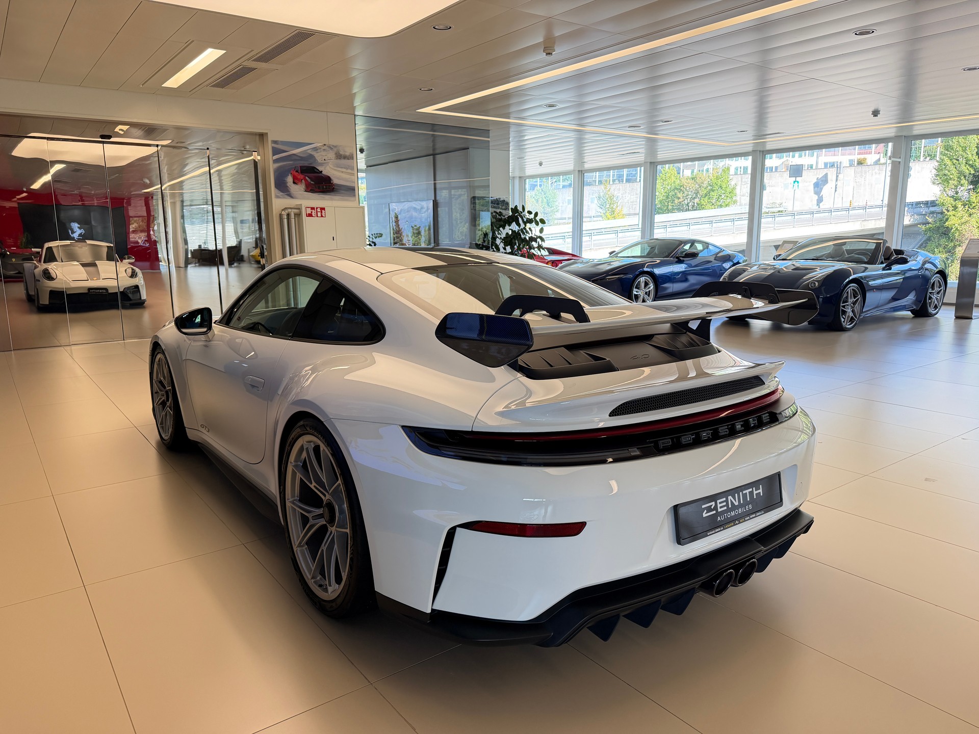 PORSCHE 911 Carrera GT3 PDK-image-6