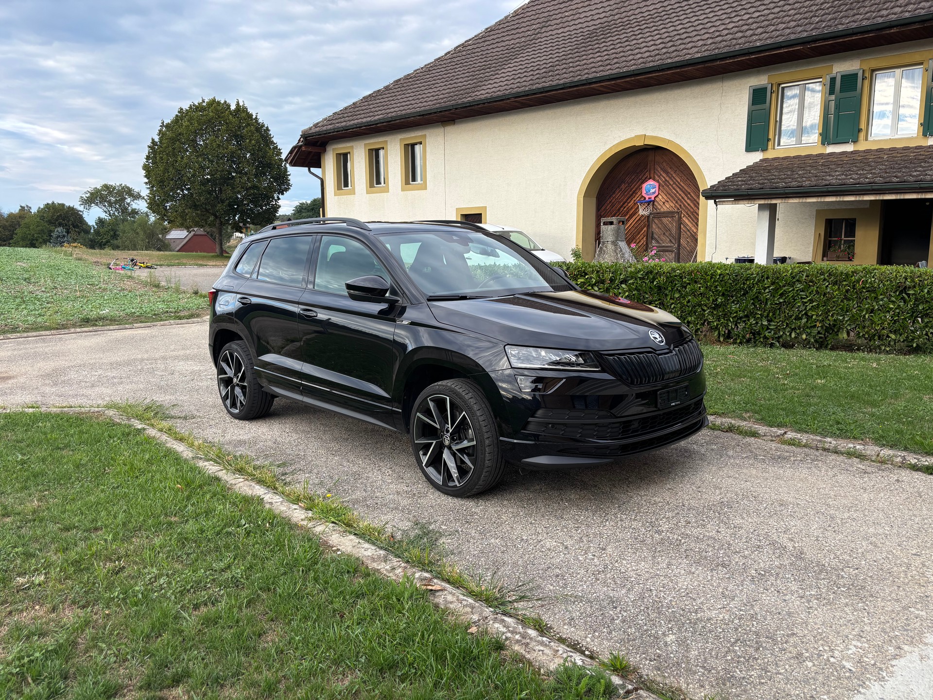 SKODA Karoq 1.5 TSI ACT SportLine DSG-image-6