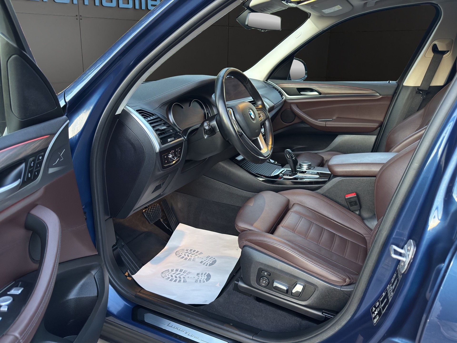 BMW X3 xDrive 20d Individual Luxury Line Steptronic-image-11