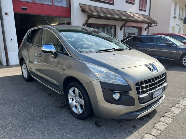 PEUGEOT 3008 1.6 VTi 156 Platinum