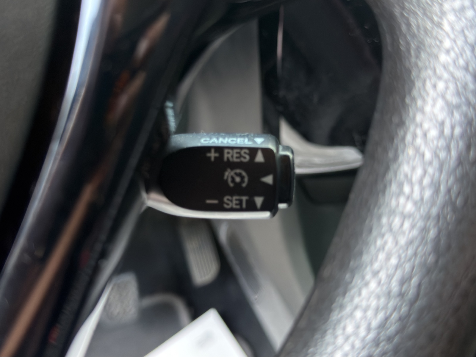 CITROEN C1 1.0 VTi Shine Stop&Start-image-25