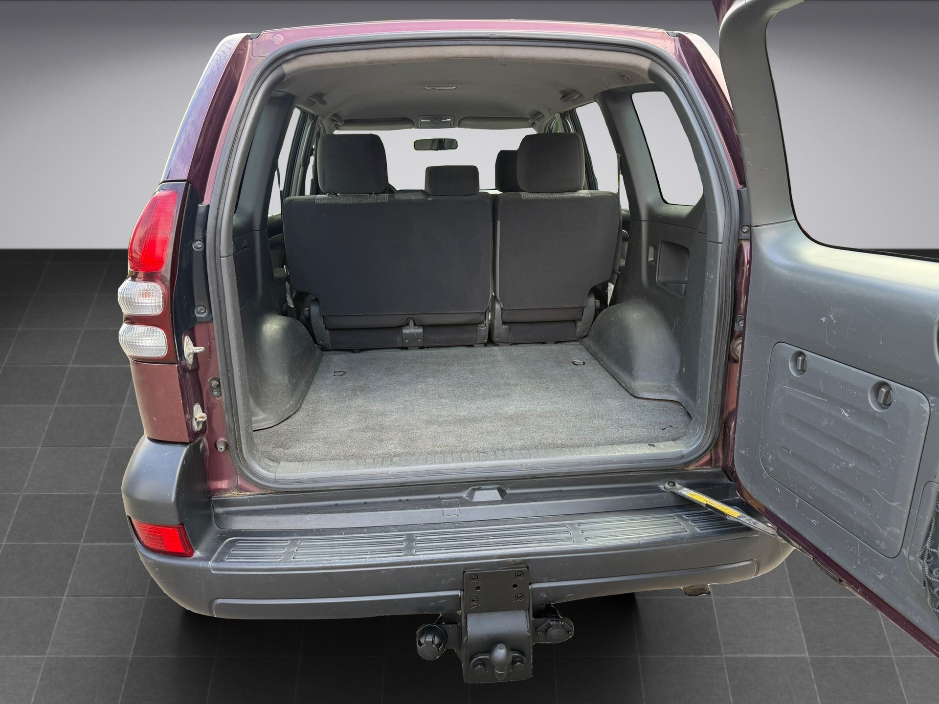 TOYOTA Land Cruiser 3.0 TD Linea Terra 4x4-image-17