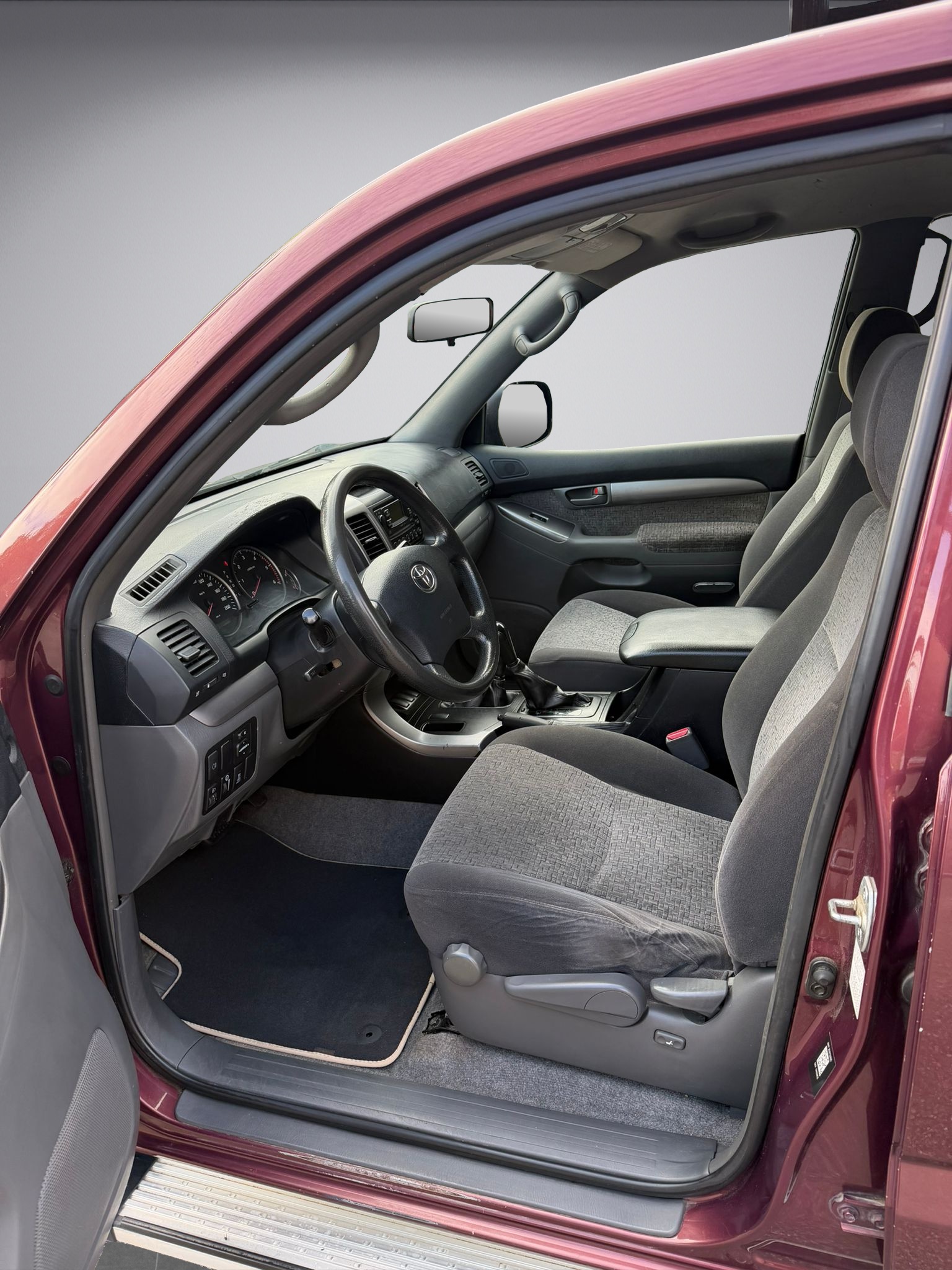 TOYOTA Land Cruiser 3.0 TD Linea Terra 4x4-image-9