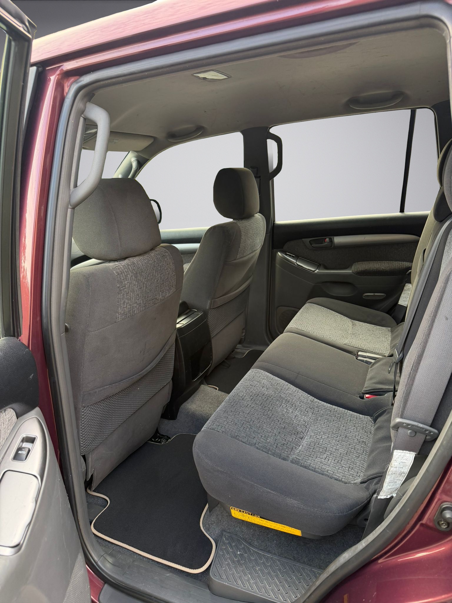 TOYOTA Land Cruiser 3.0 TD Linea Terra 4x4-image-10