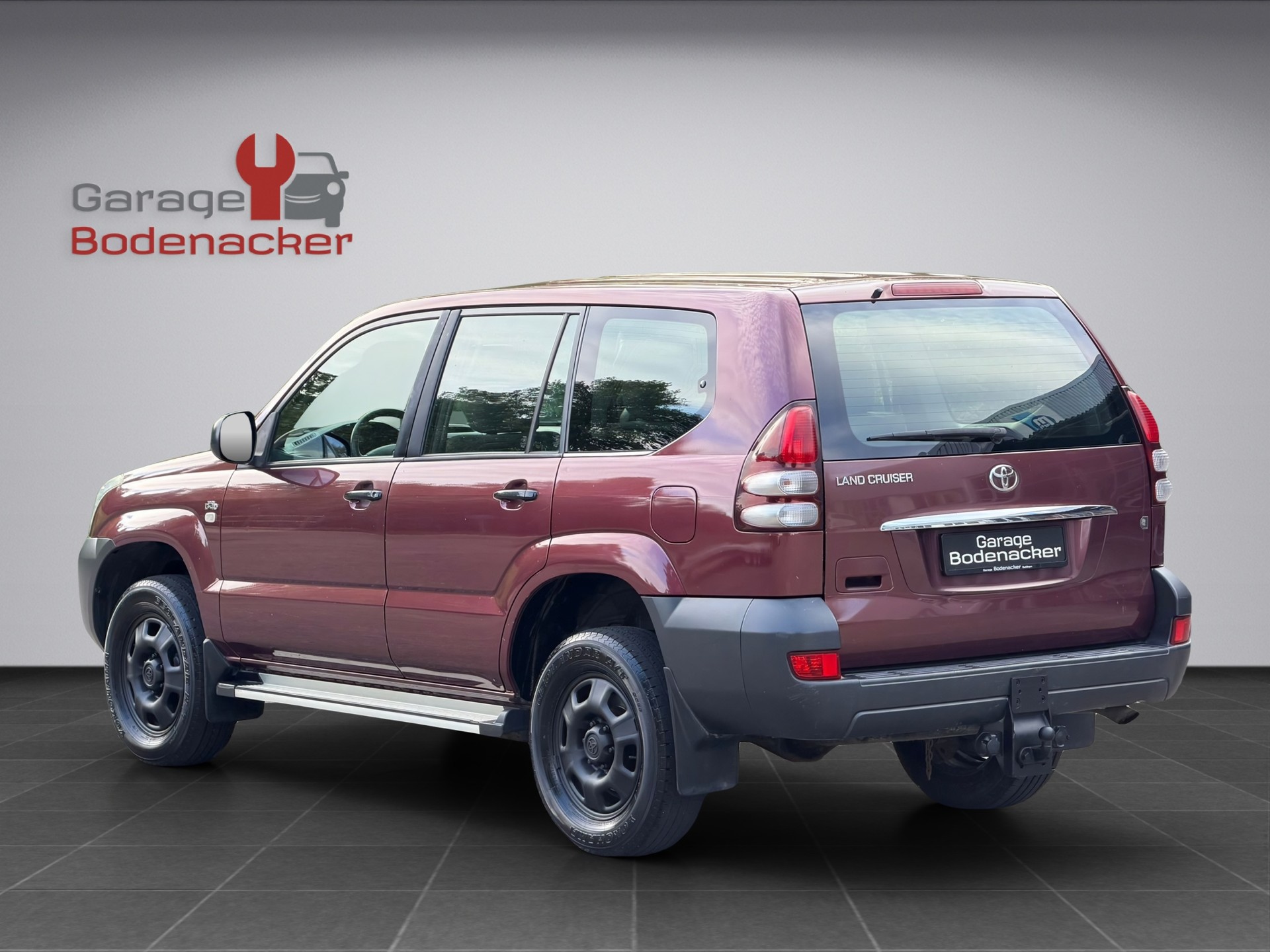 TOYOTA Land Cruiser 3.0 TD Linea Terra 4x4-image-3