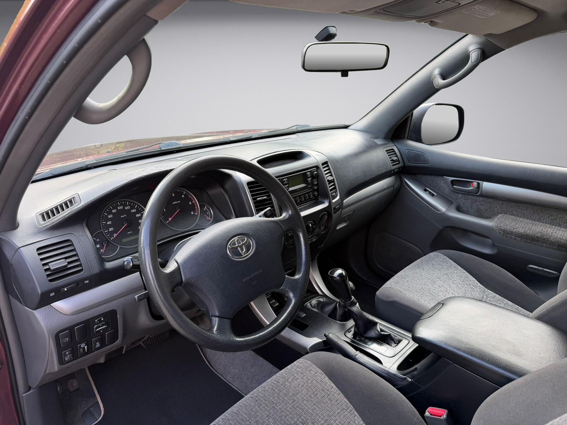 TOYOTA Land Cruiser 3.0 TD Linea Terra 4x4-image-8