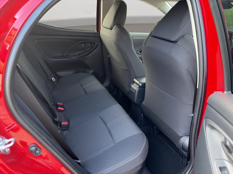 TOYOTA Yaris 1.5 Trend e-CVT-image-9