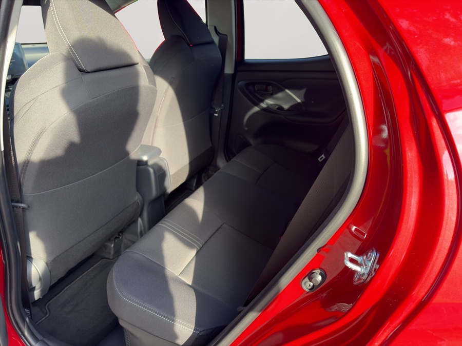 TOYOTA Yaris 1.5 Trend e-CVT-image-7