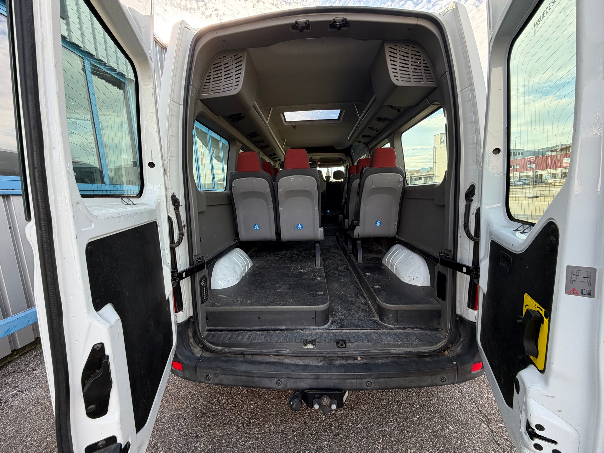 RENAULT MASTER dCi 125 14 Plätze-image-8