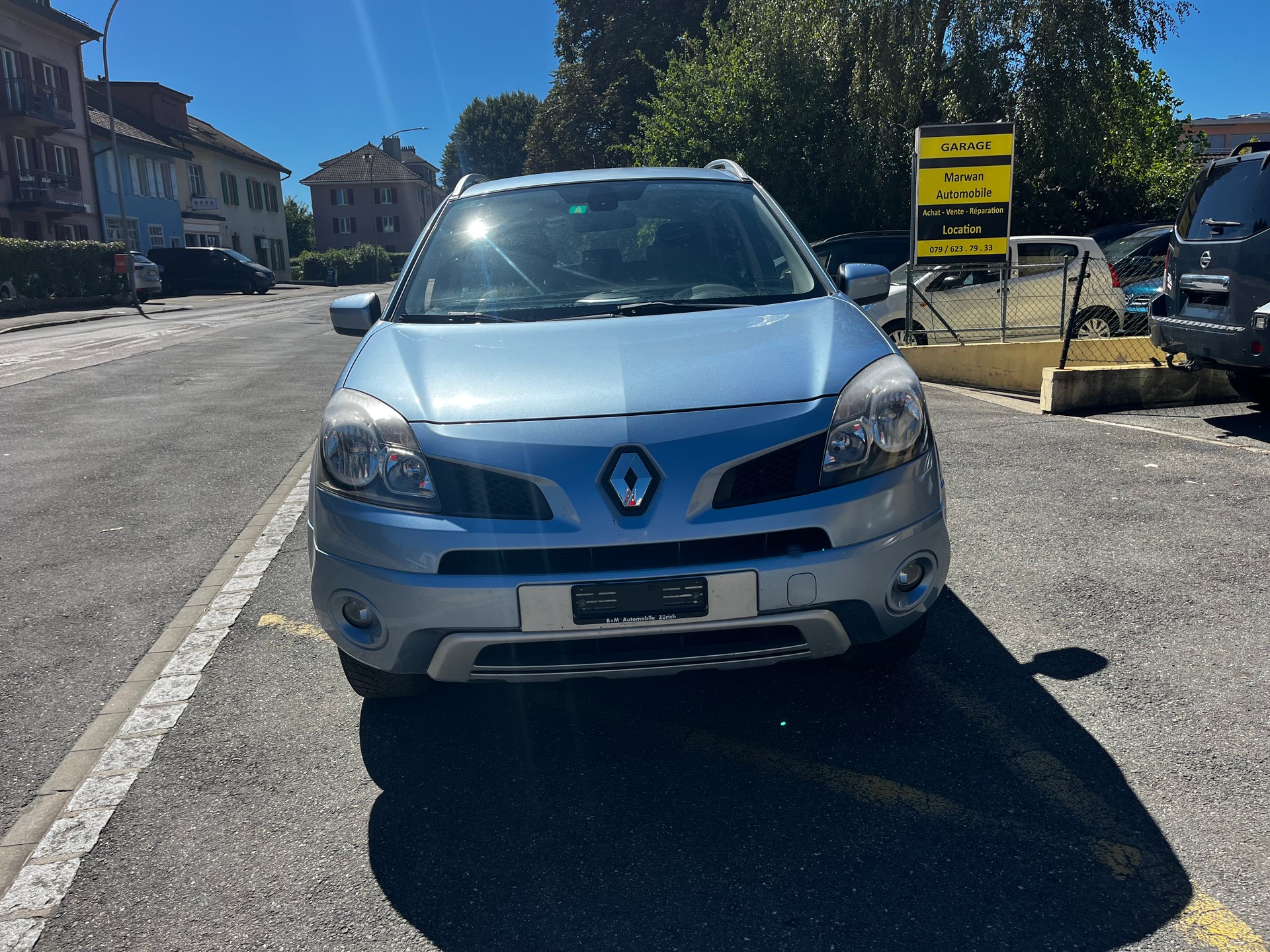 RENAULT Koleos 2.5 Dynamique Luxe 4x4-image-1