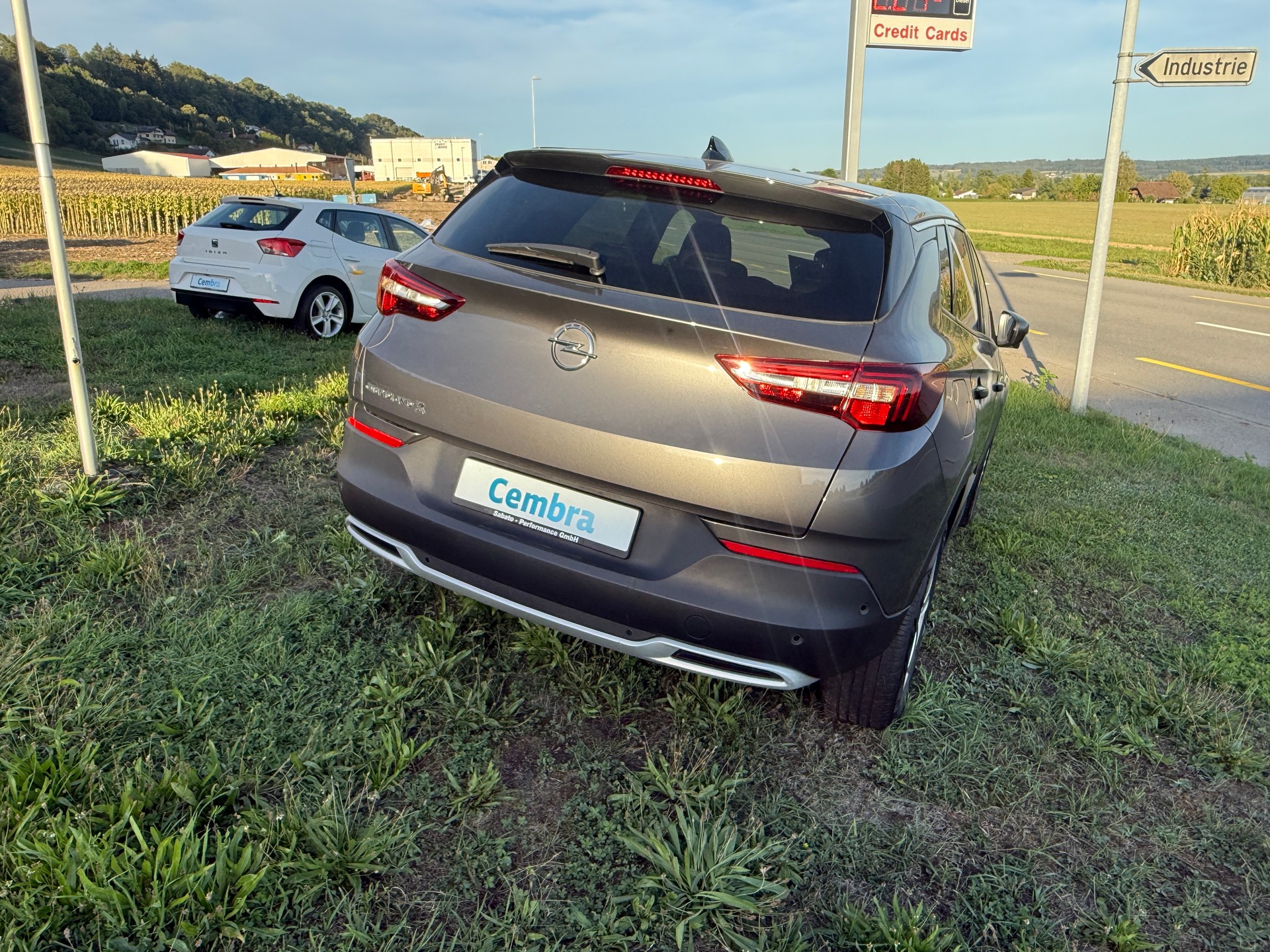 OPEL Grandland X 1.2i TP Excellence Automatik-image-5
