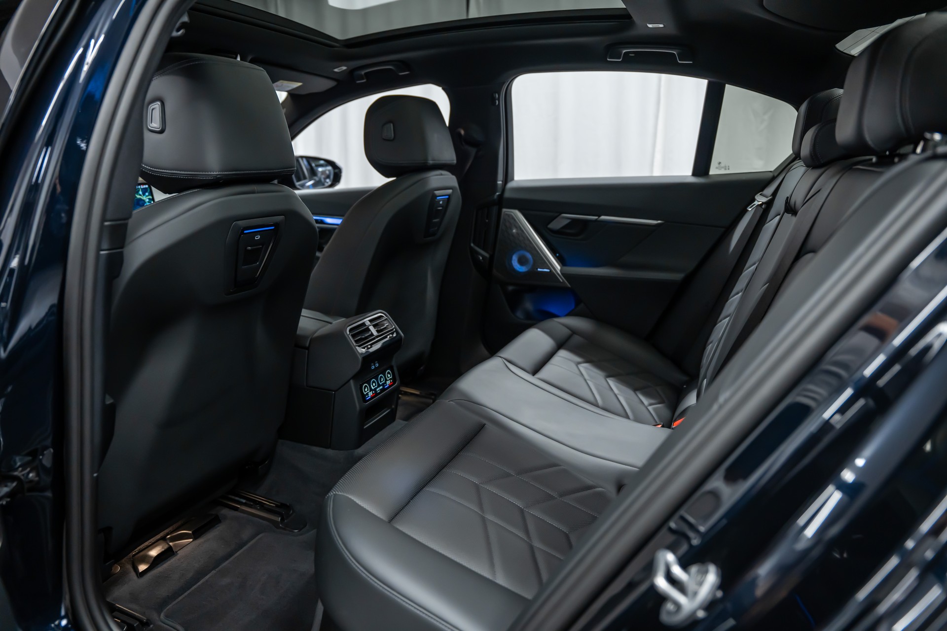 BMW 540d xDrive 48V M Sport Pro Steptronic *M-Performance 21"*Carbon*Panorama*Bowers&Wilkins*-image-13