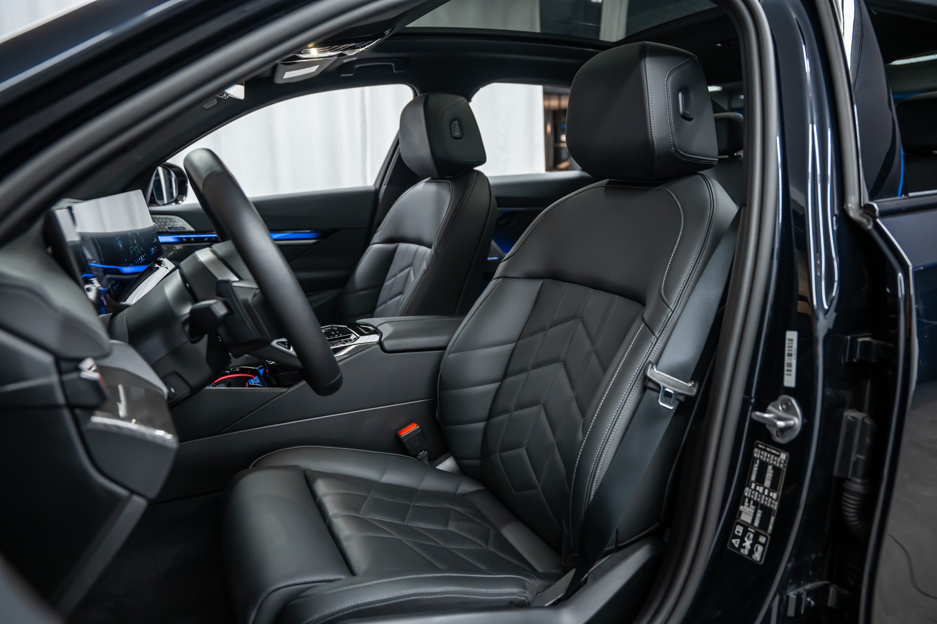 BMW 540d xDrive 48V M Sport Pro Steptronic *M-Performance 21"*Carbon*Panorama*Bowers&Wilkins*-image-12