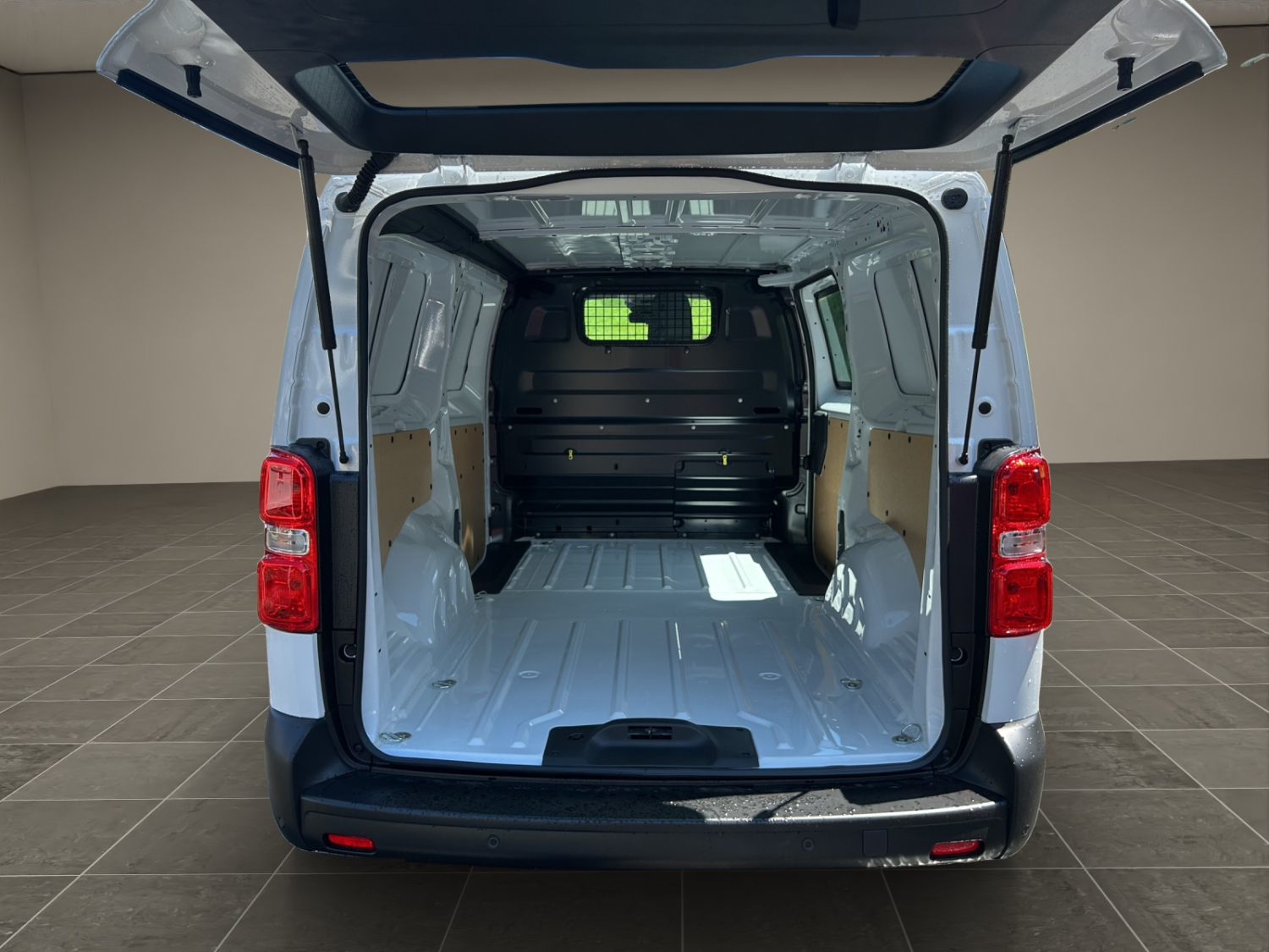 TOYOTA PROACE Van L2 2.0 D Active-image-14