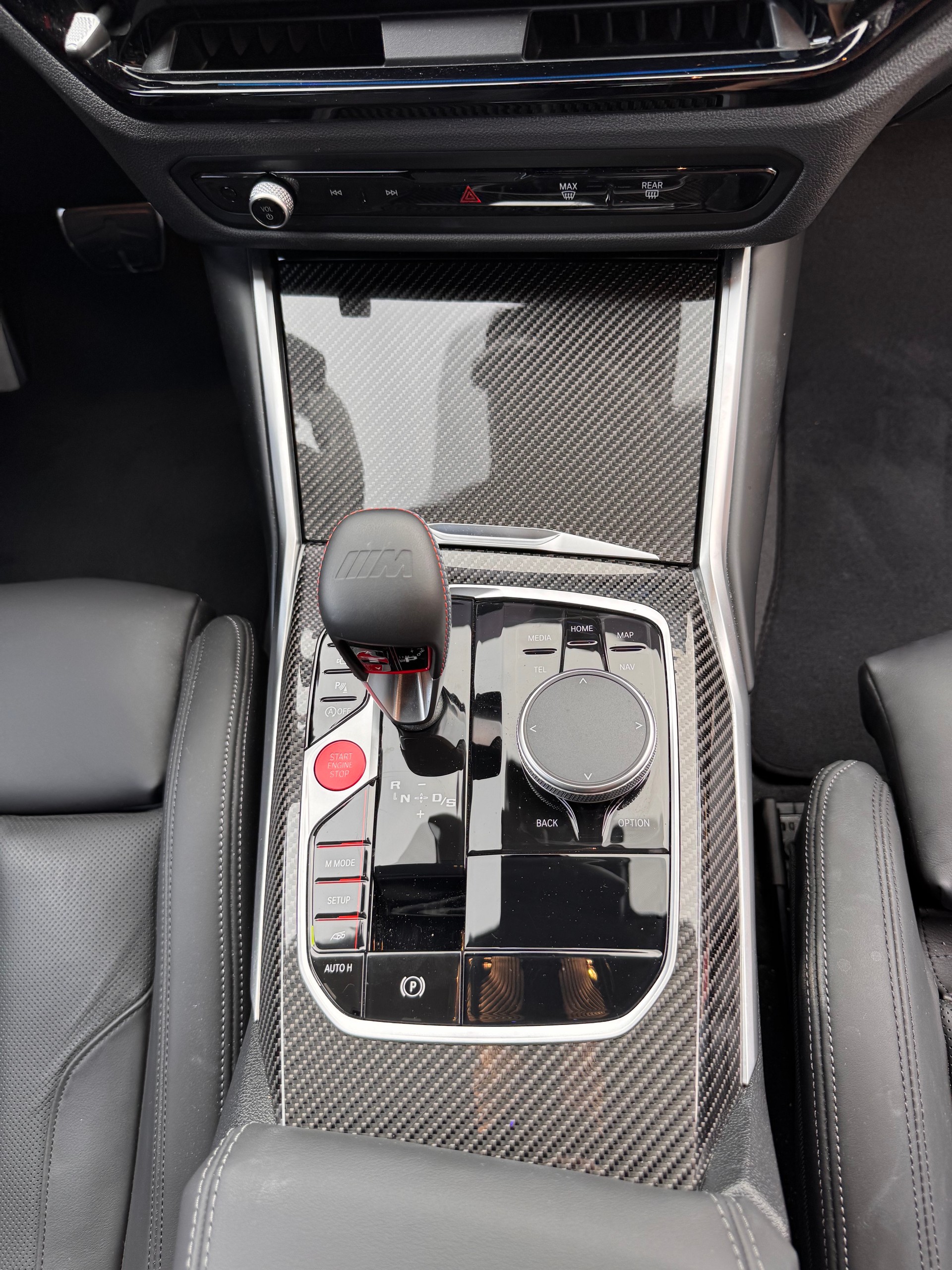 BMW M3 Competition xDrive-image-9