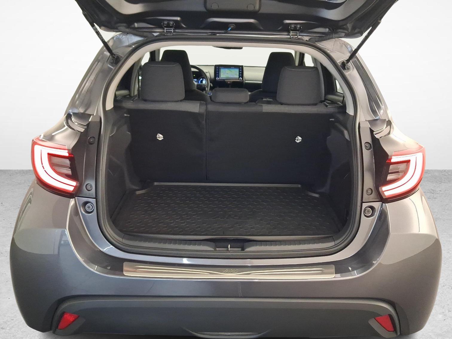 TOYOTA Yaris 1.5 VVT-i HSD Trend-image-11
