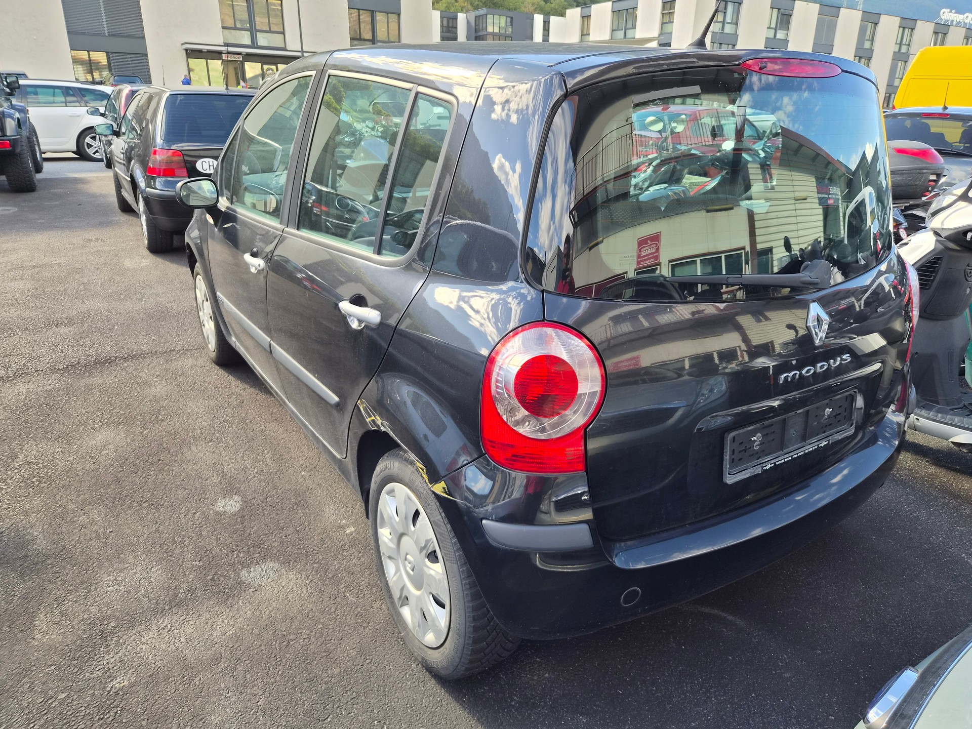 RENAULT Modus 1.4 16V Dynamique Luxe-image-3