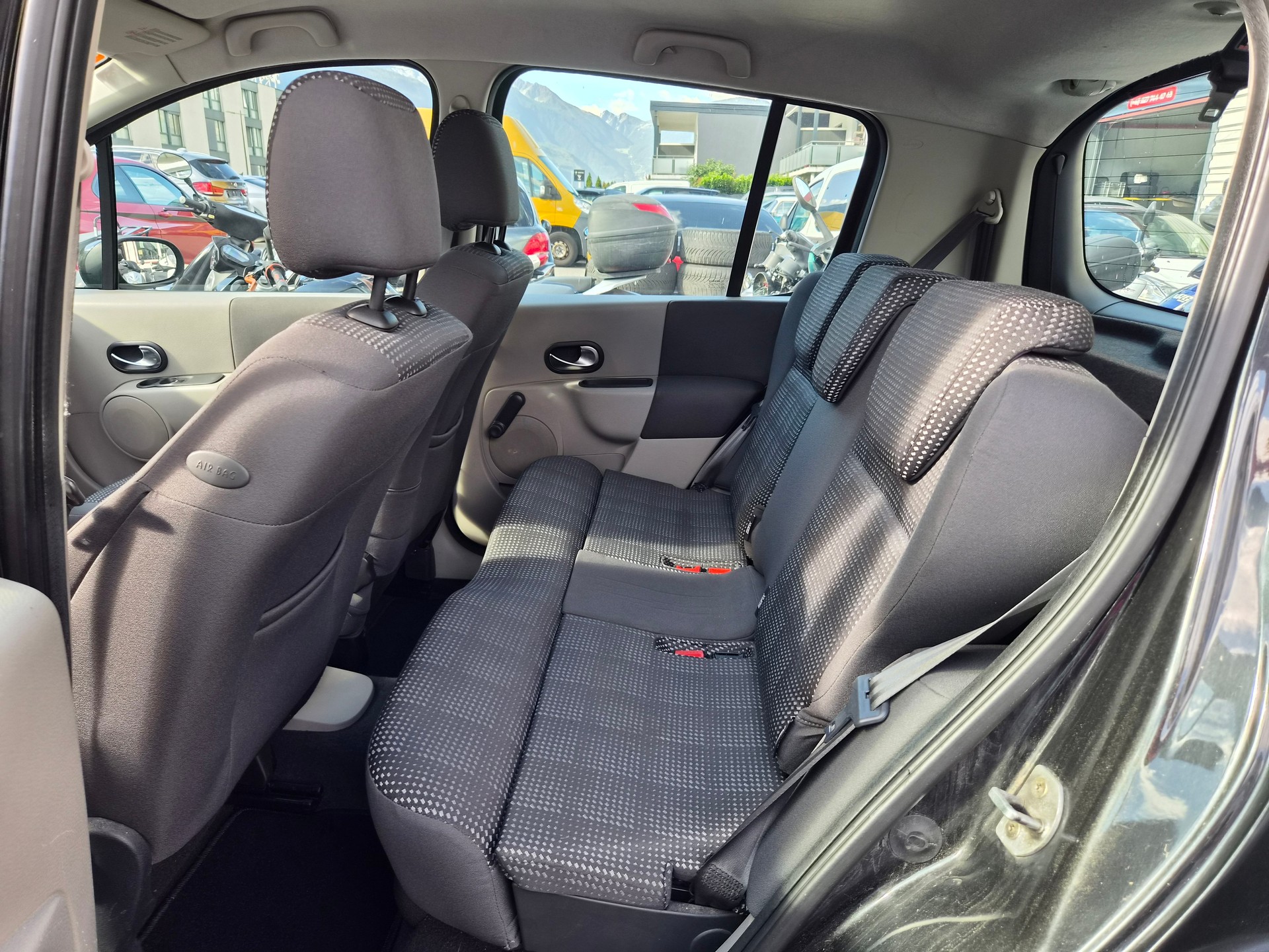RENAULT Modus 1.4 16V Dynamique Luxe-image-5