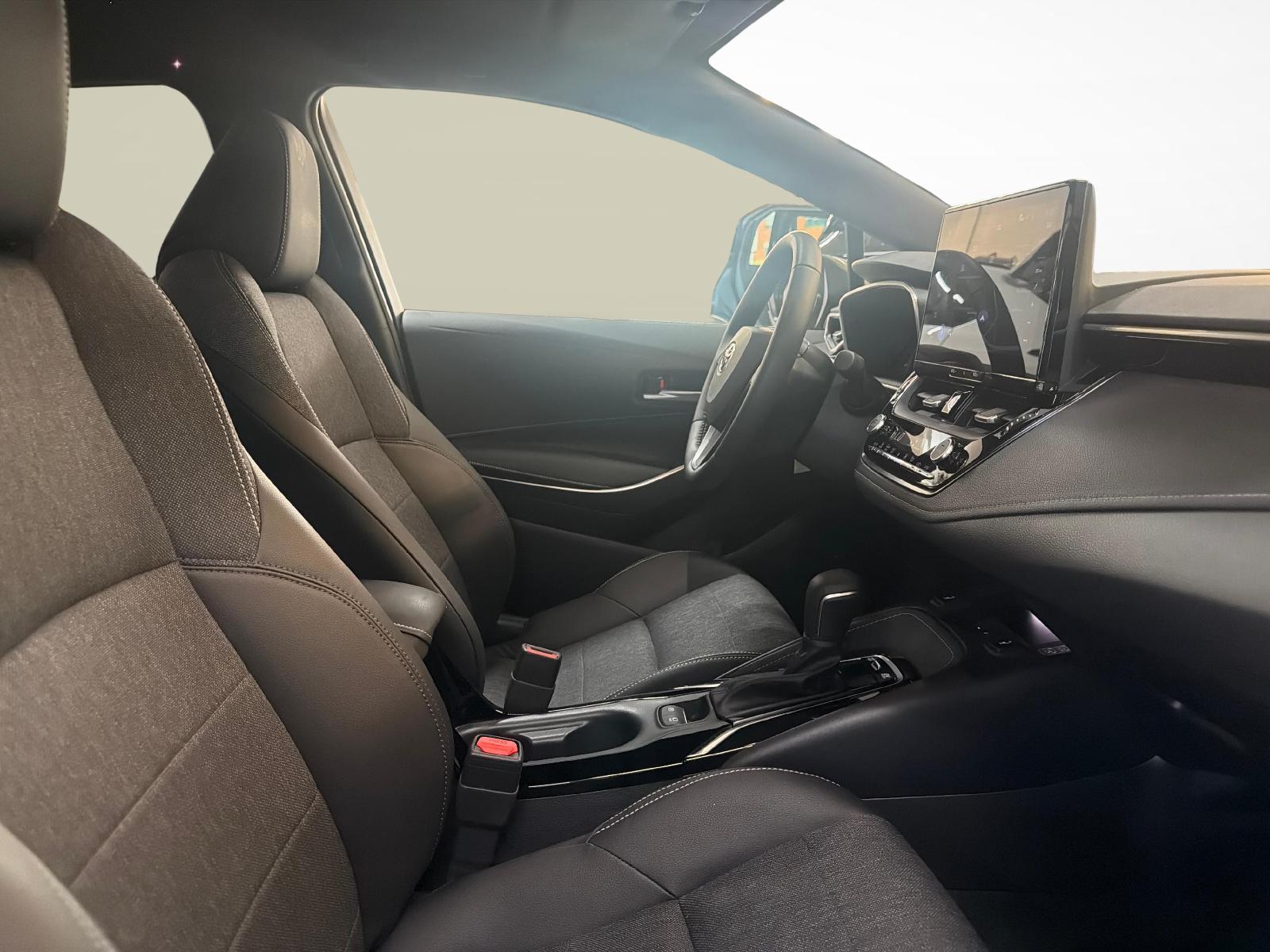 TOYOTA Corolla Touring Sports 1.8 HSD Trend-image-10
