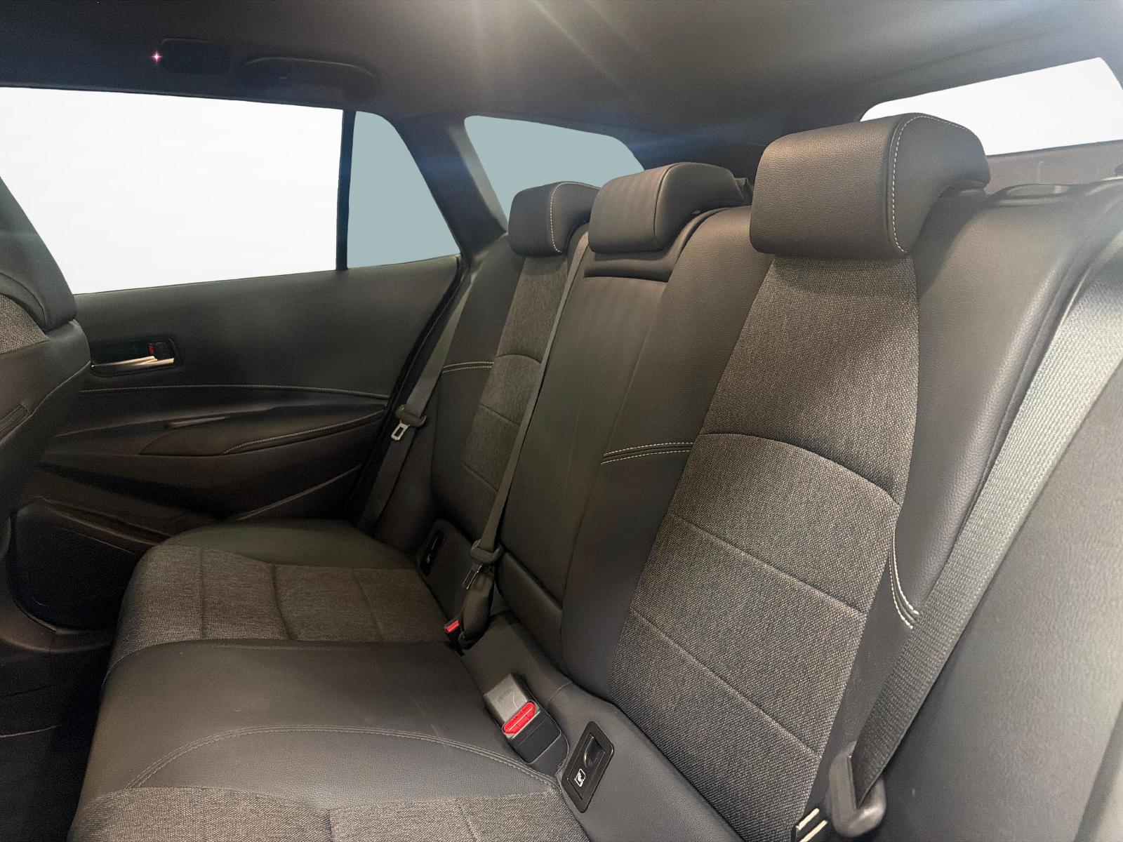 TOYOTA Corolla Touring Sports 1.8 HSD Trend-image-17