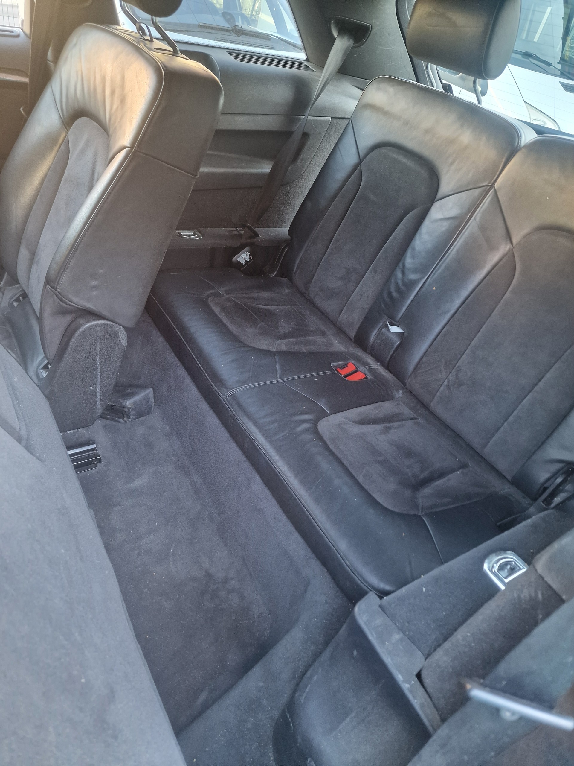 AUDI Q7 3.0 TDI quattro tiptronic-image-13