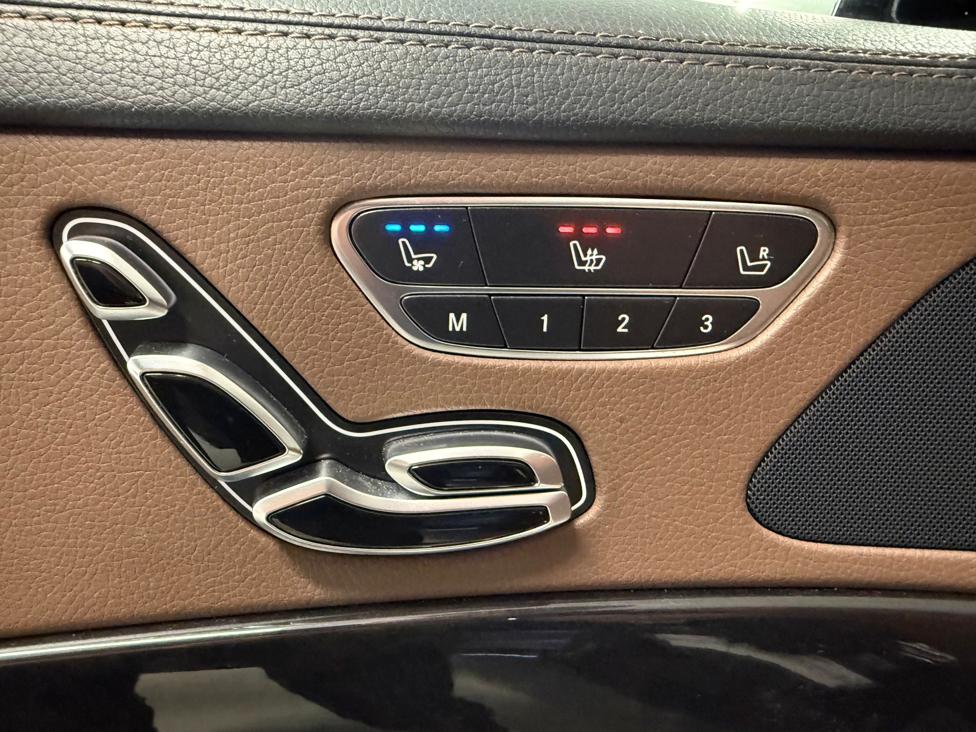 MERCEDES-BENZ S 350 d L 4Matic 9G-Tronic-image-12