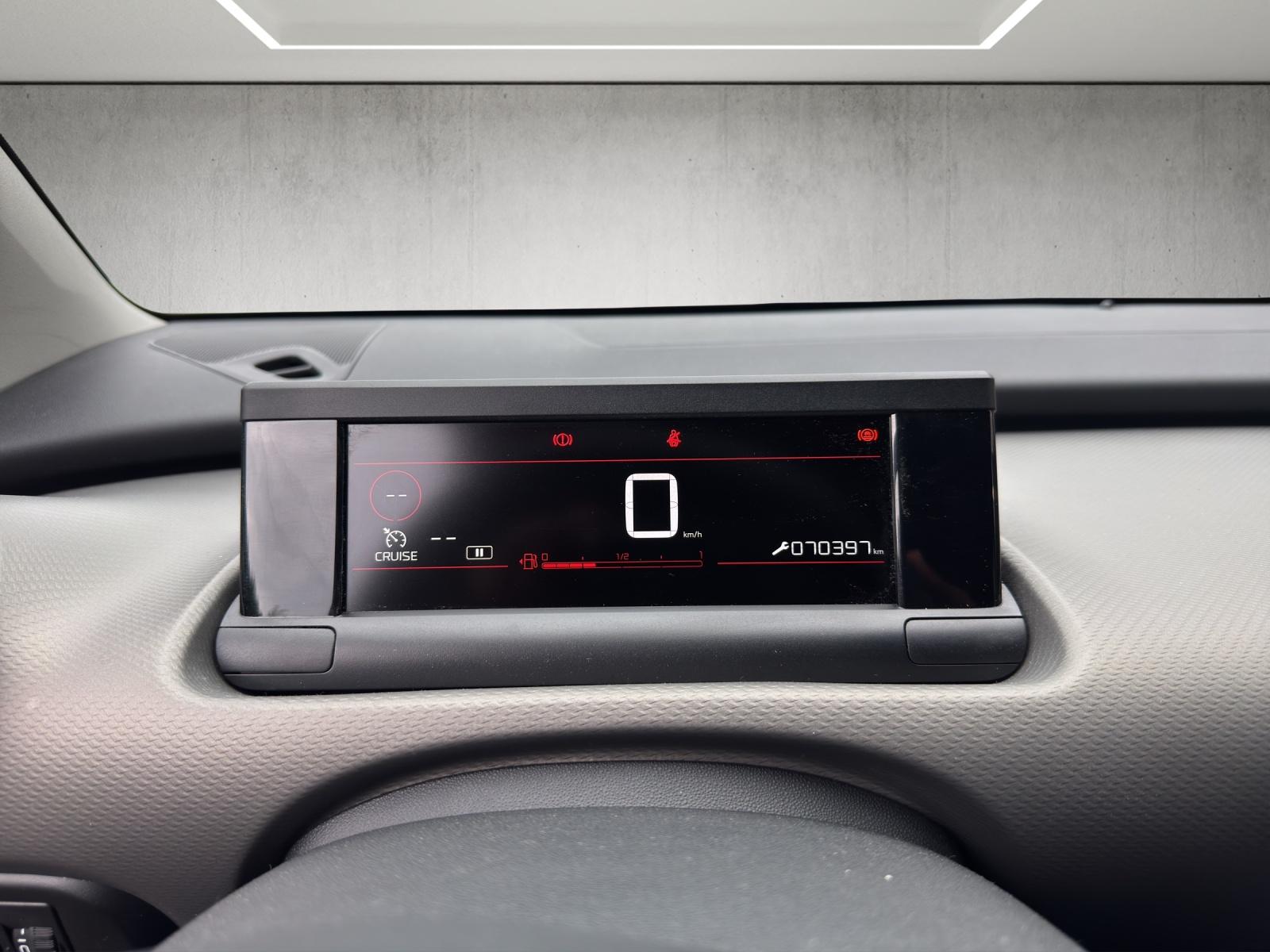 CITROEN C4 Cactus 1.2 130 Shine-image-12