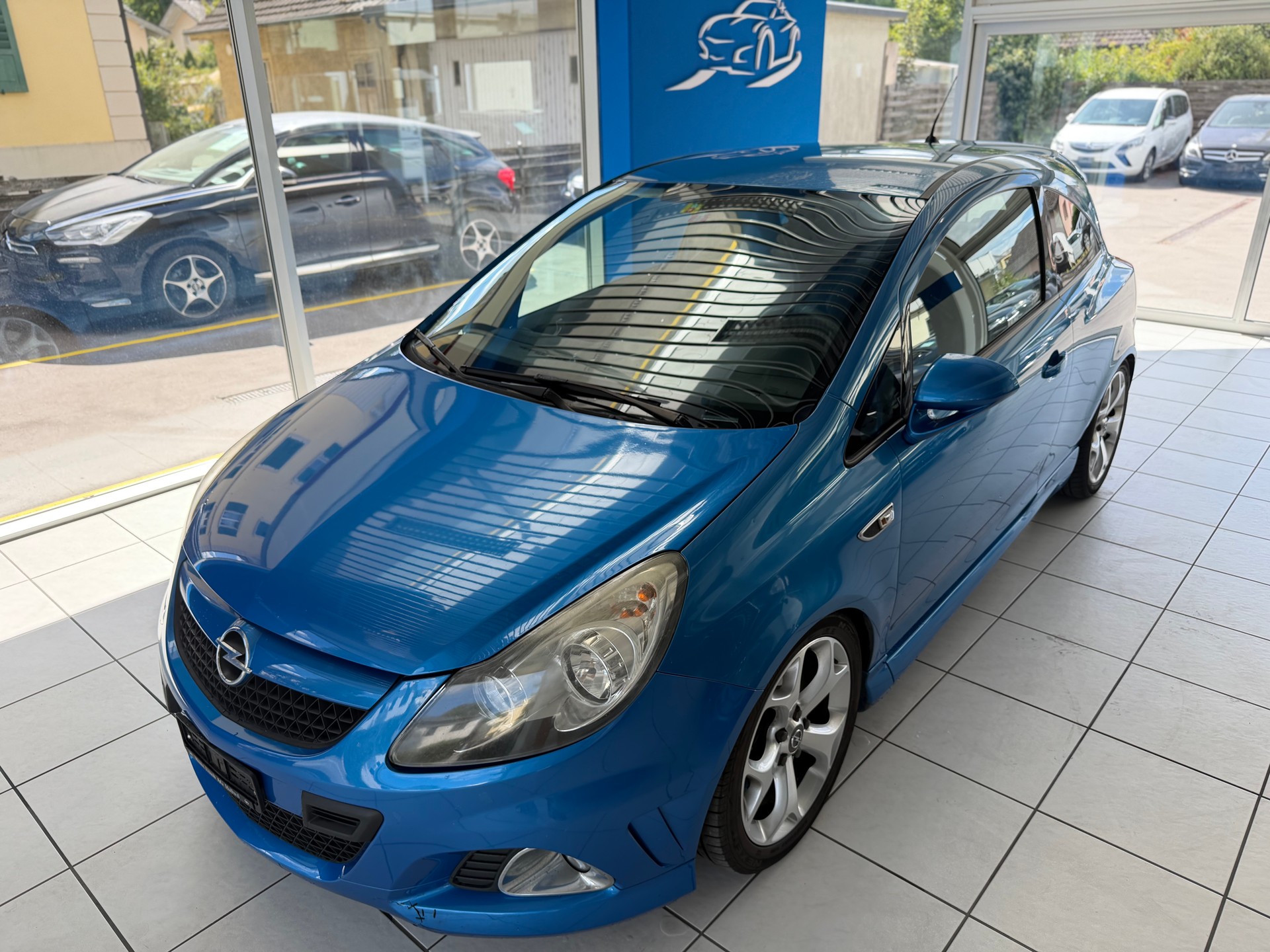 OPEL Corsa 1.6 Turbo OPC-image-0