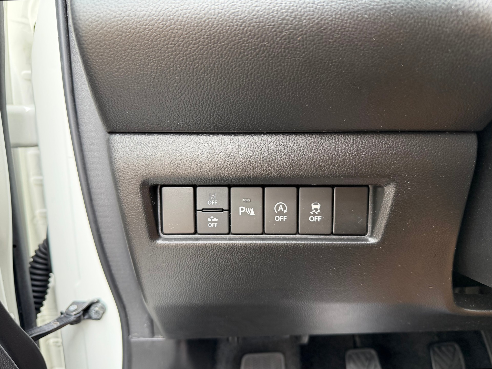 SUZUKI Swift 1.2 Compact Top 4x4 Hybrid *Top-Ausstattung*aus 1. Hand*Servicegepflegt*-image-13