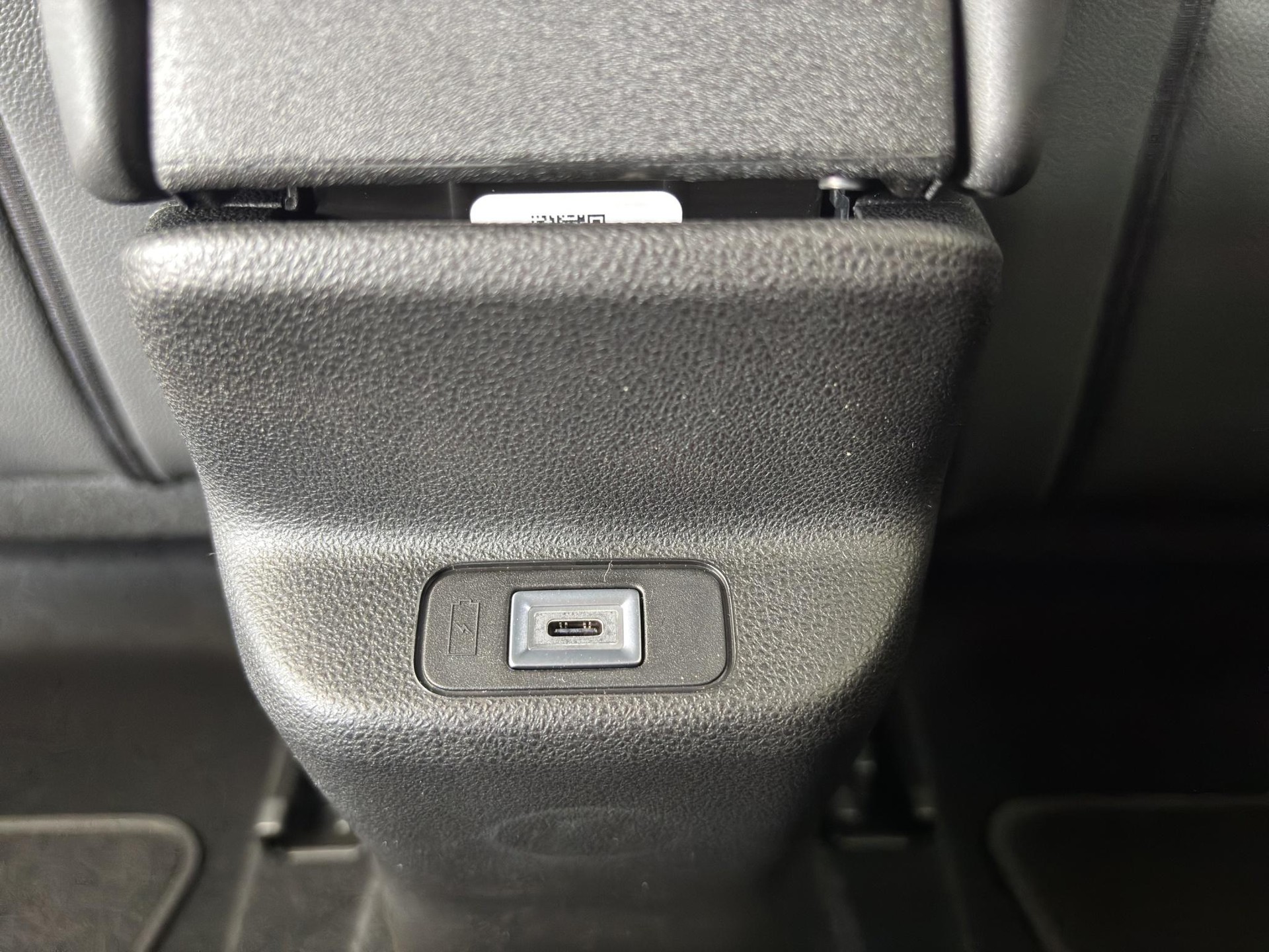 JEEP Avenger 1.2 MHEV Overland 4xe-image-17