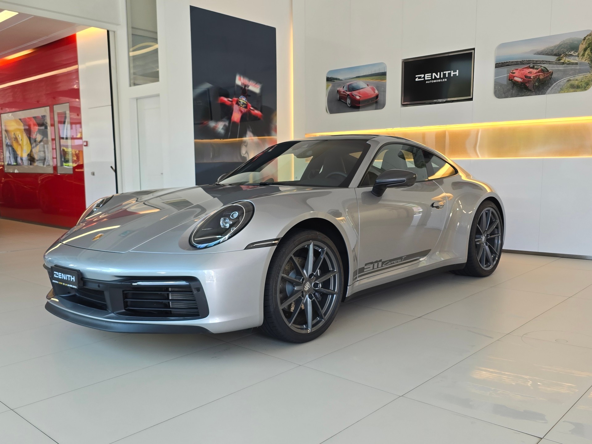 PORSCHE 911 Carrera T PDK-image-0