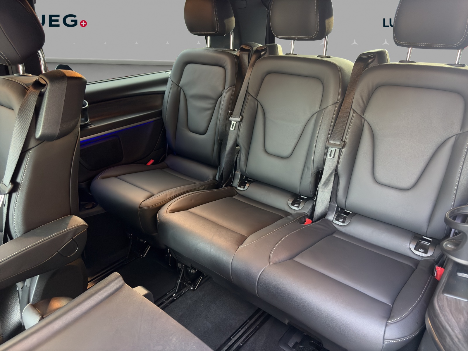 MERCEDES-BENZ V 250 d lang Avantgarde 4Matic 9G-Tronic-image-12