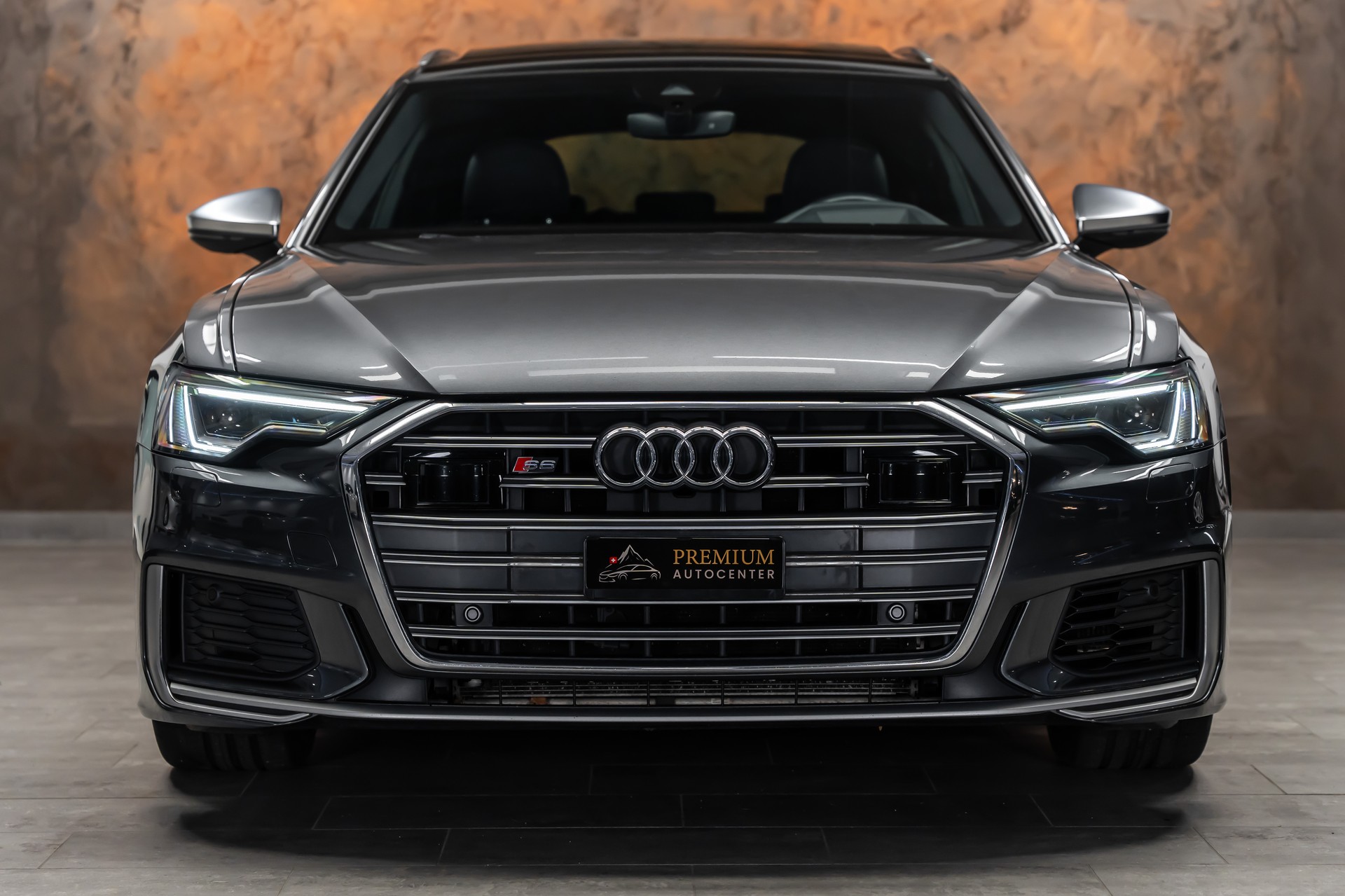AUDI S6 Avant 3.0 TDI quattro tiptronic *Matrix*Panorama*Head-Up*Fahrassistenz*-image-3