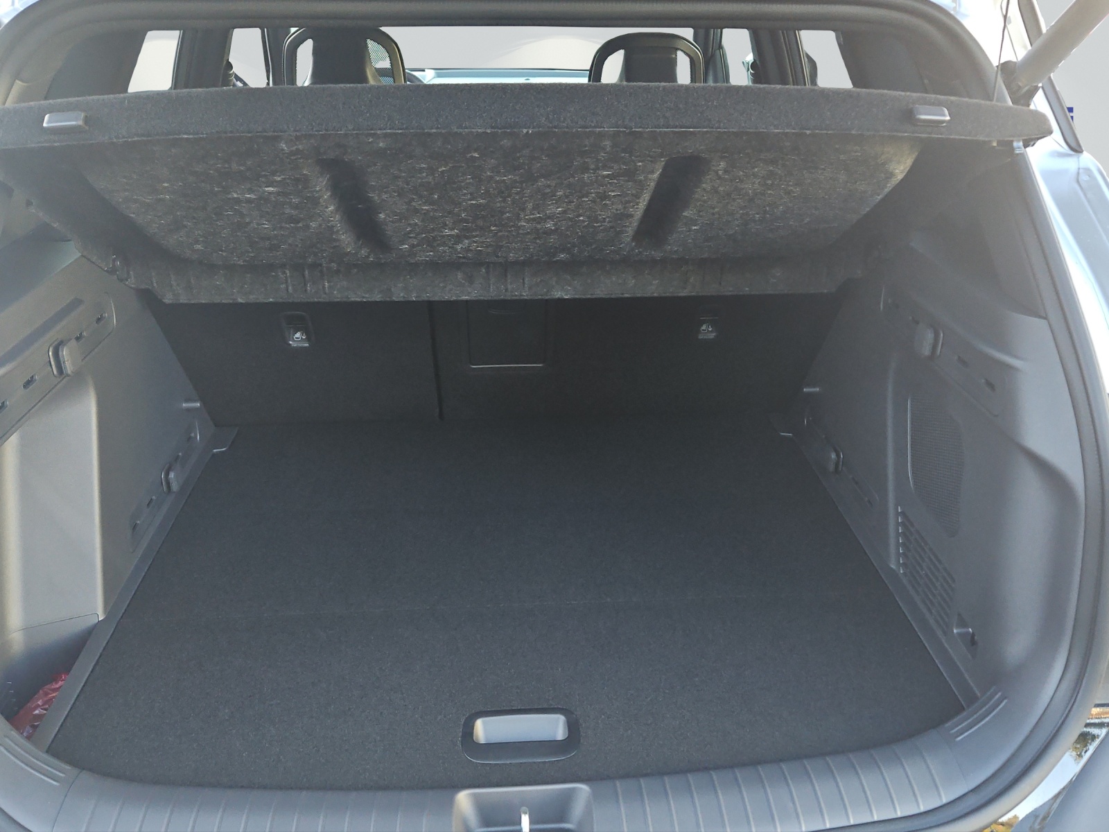KIA Seltos 1.6 T-GDi X-Line-image-9