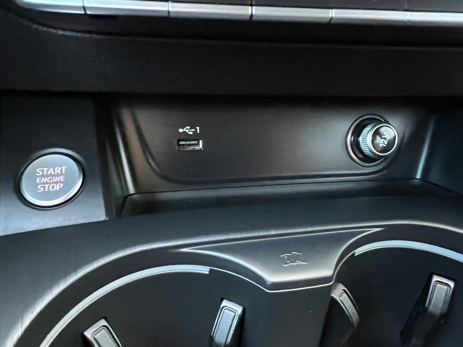 AUDI A5 Sportback 40 TDI S-Line 4x4 S-tronic *** Leder * Navi * Head - Up Display * ab MFK * 1 Jahr Garantie möglich **-image-23