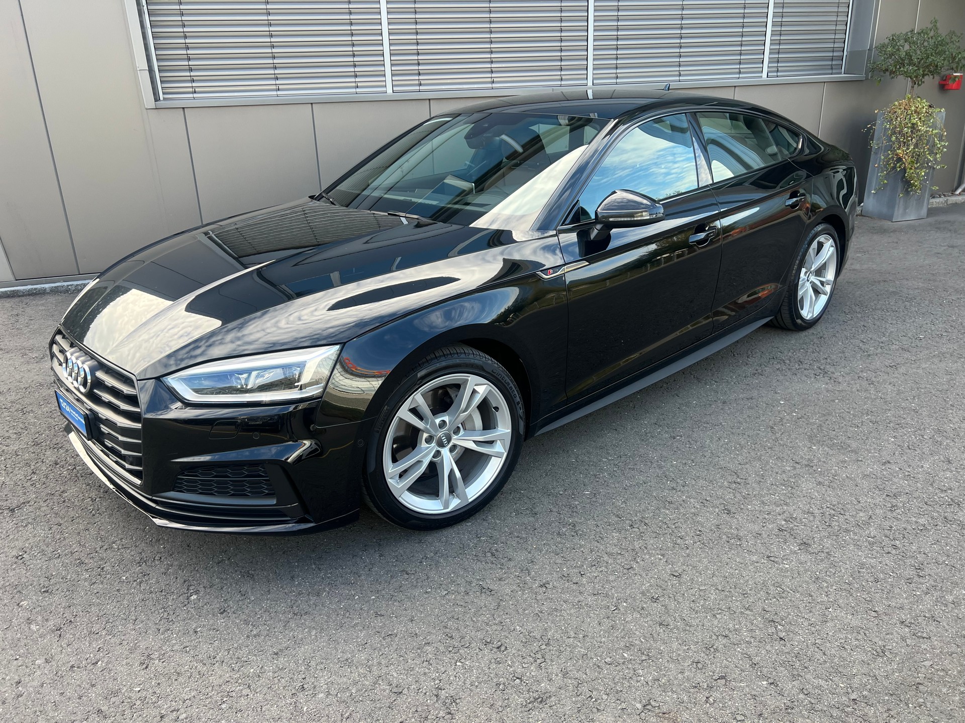 AUDI A5 Sportback 40 TDI S-Line 4x4 S-tronic *** Leder * Navi * Head - Up Display * ab MFK * 1 Jahr Garantie möglich **-image-8