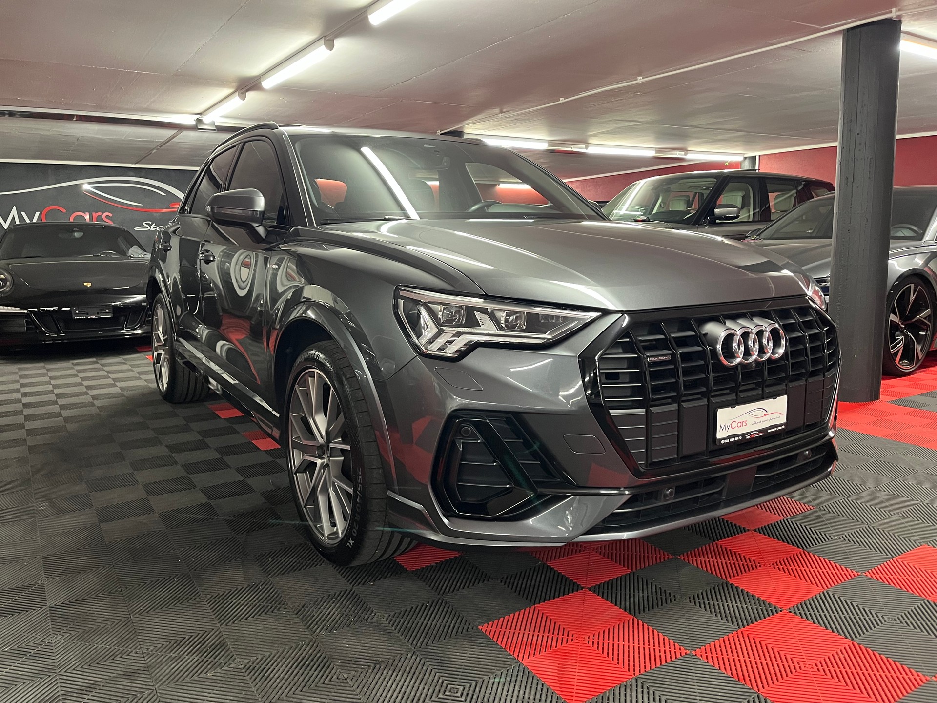 AUDI Q3 45 TFSI S line quattro S-tronic-image-0